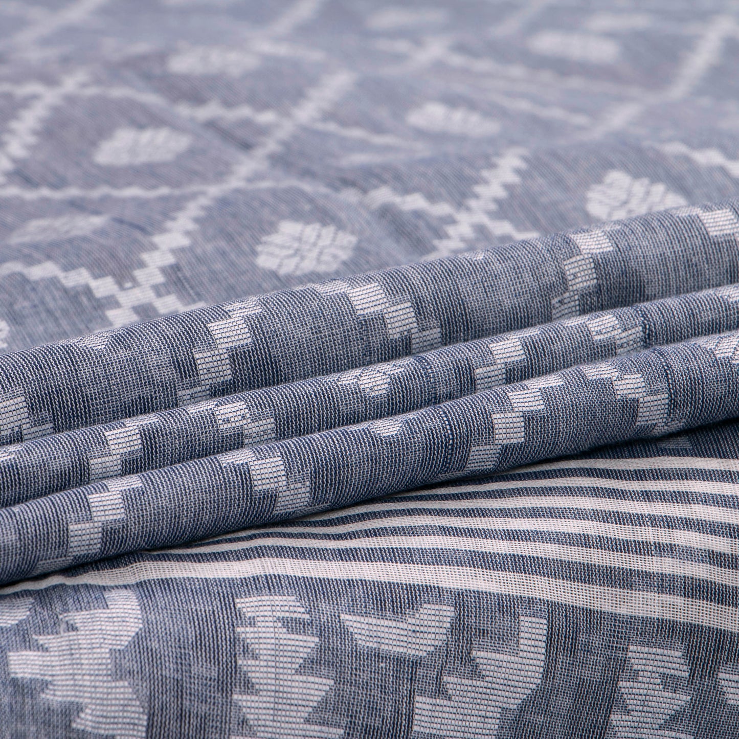 Grey Dhakai Jamdhani Mulmul Silk Saree With White Resham For Festive Wear PV MJ 82