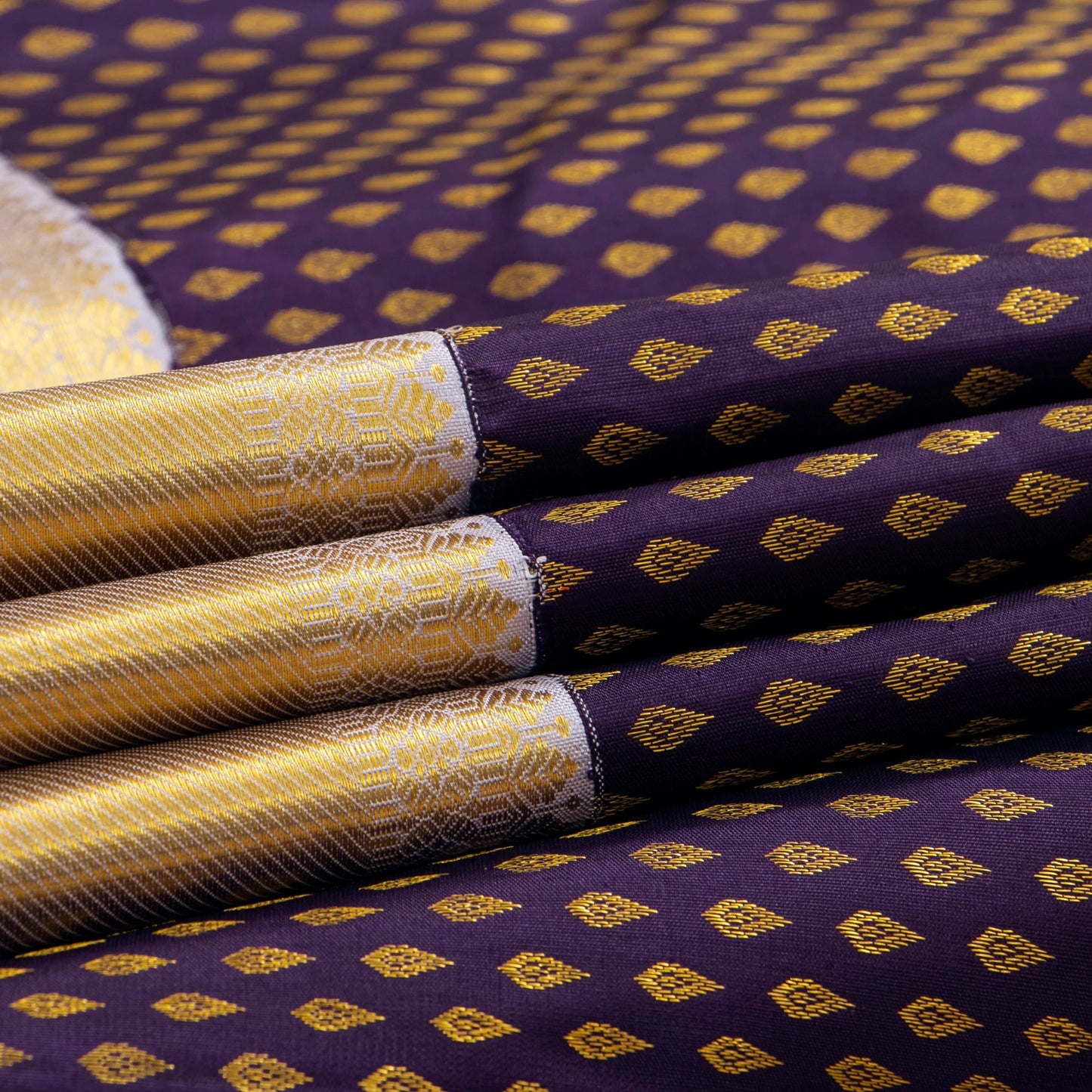 Deep Purple And Grey Kanchipuram Silk Saree With Kodi Visiri Korvai Border For Bridal Wedding Wear PV NYC 1593