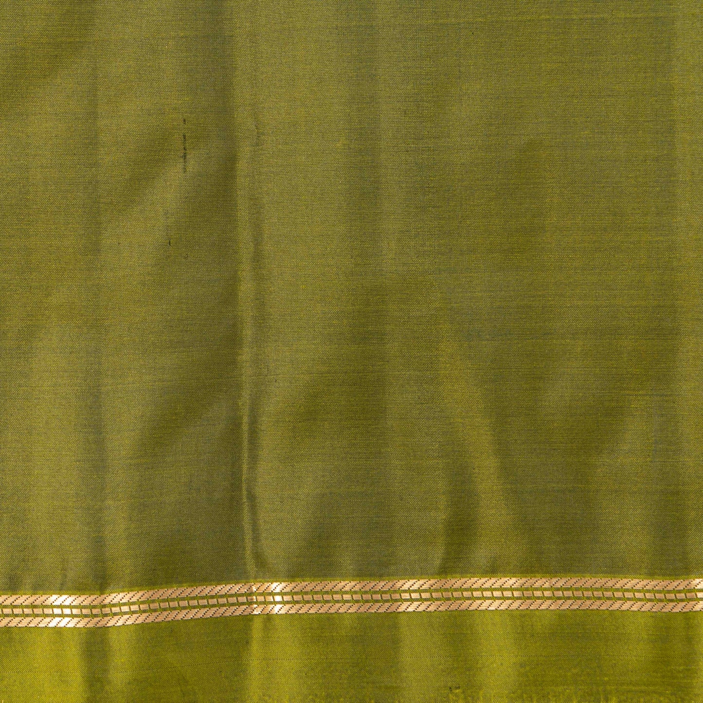 Maroon And Green Kanchipuram Silk Saree Light Weight For Festive Wear PV MEN 118