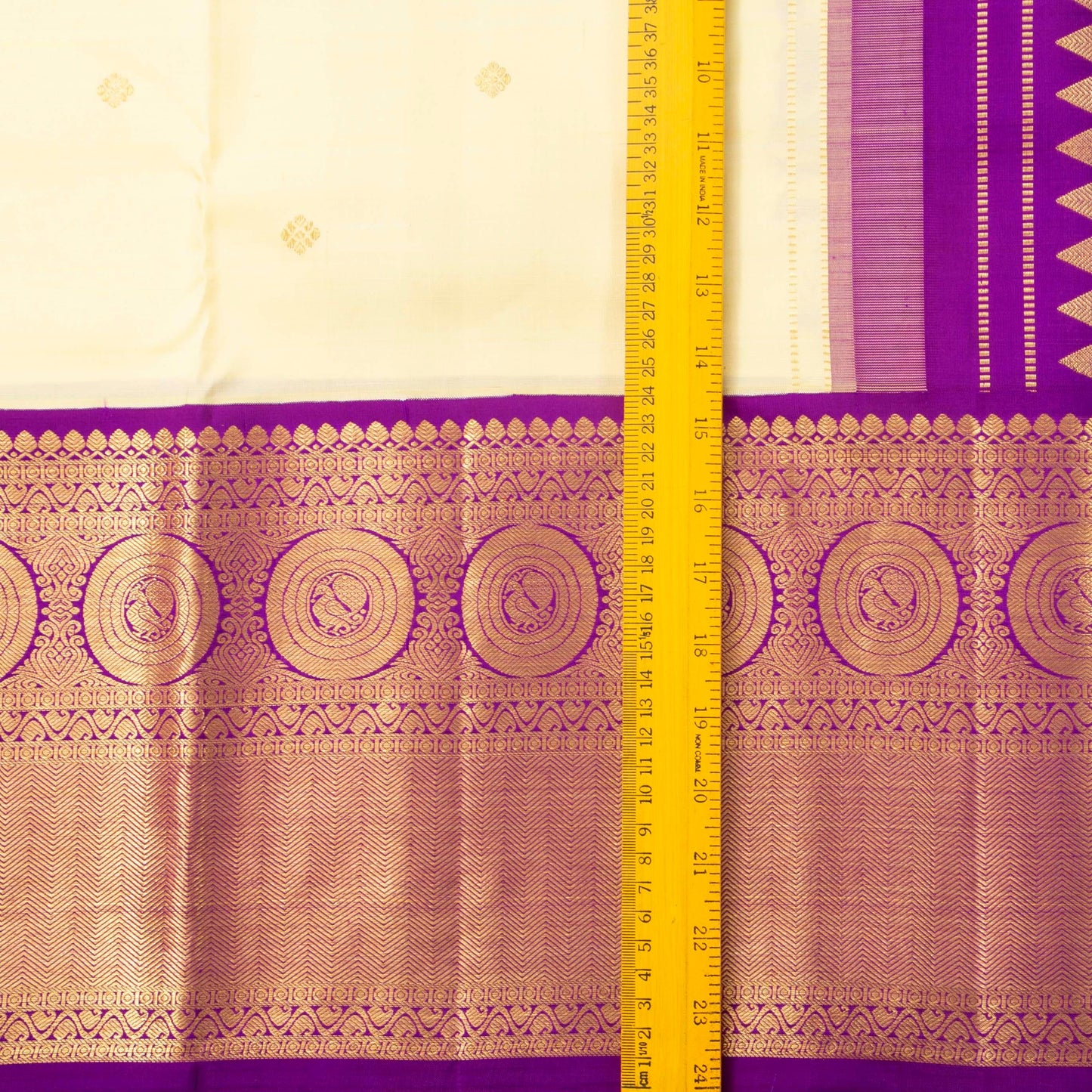 Off White And Magenta Kanchipuram Silk Saree For Wedding Wear PV NYC 1719