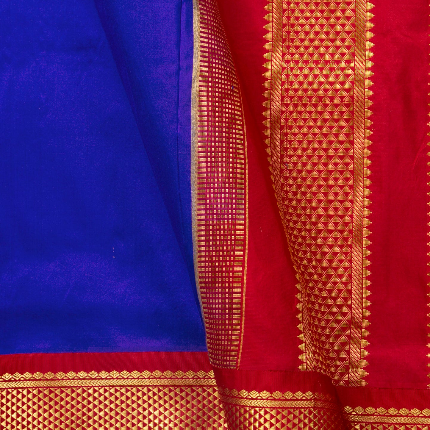 9 Yards Blue And Red Kanchipuram Silk Saree Handwoven Pure Silk Pure Zari For Wedding Wear PV NYC 1703