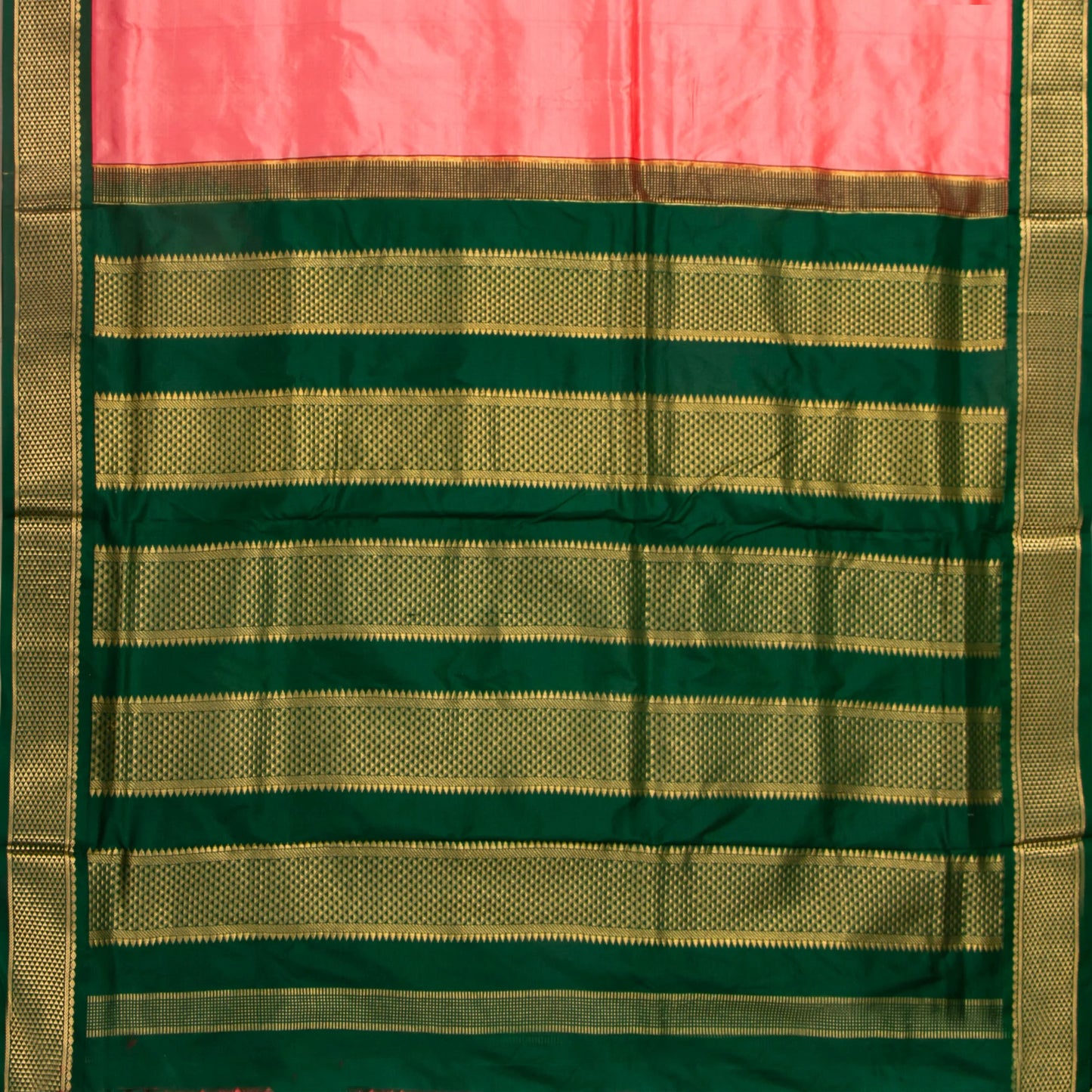 9 Yards Peach And Green Kanchipuram Silk Saree Handwoven Pure Silk Pure Zari For Wedding Wear PV NYC 1706