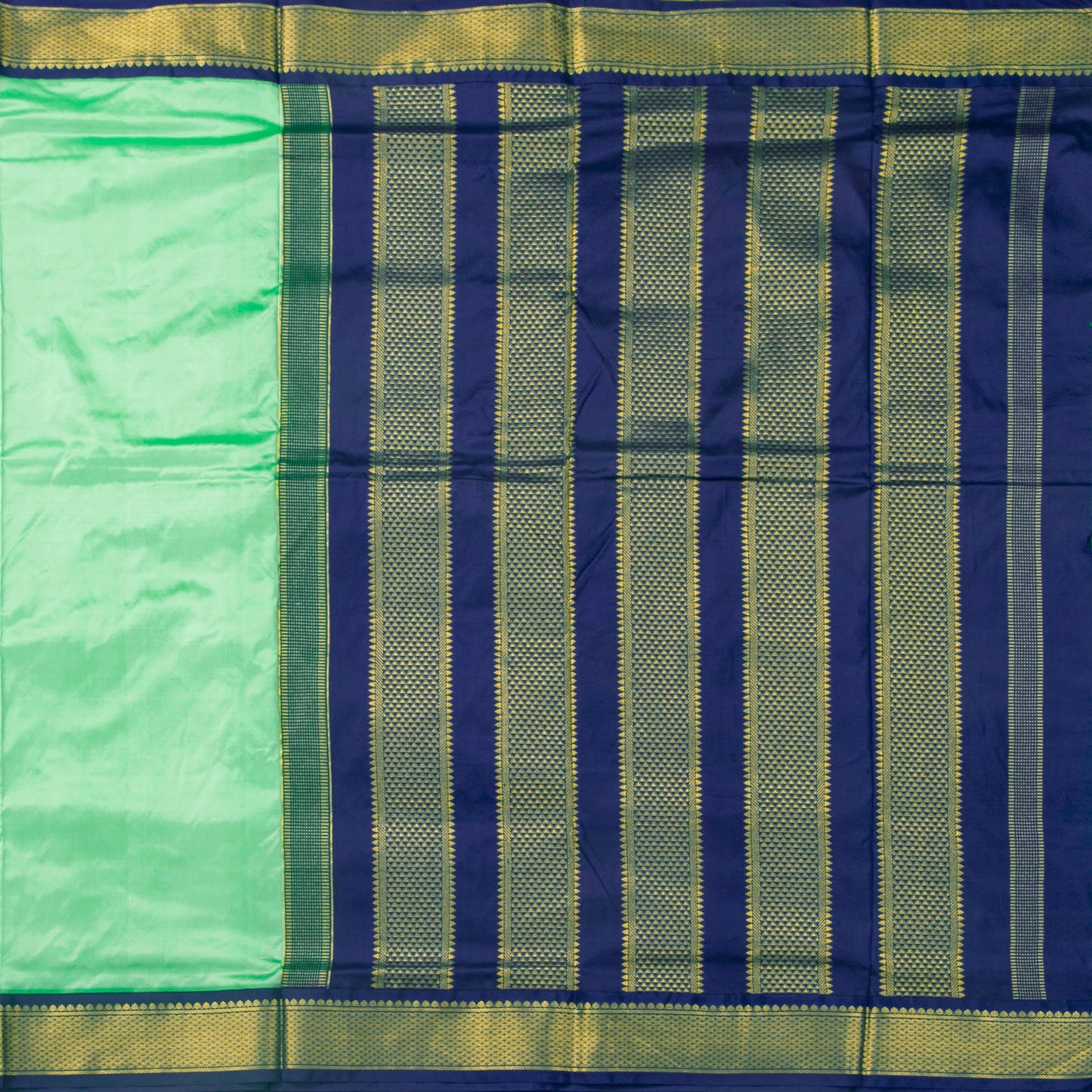 9 Yards Pista Green And Blue Kanchipuram Silk Saree Handwoven Pure Silk Pure Zari For Wedding Wear PV NYC 1704