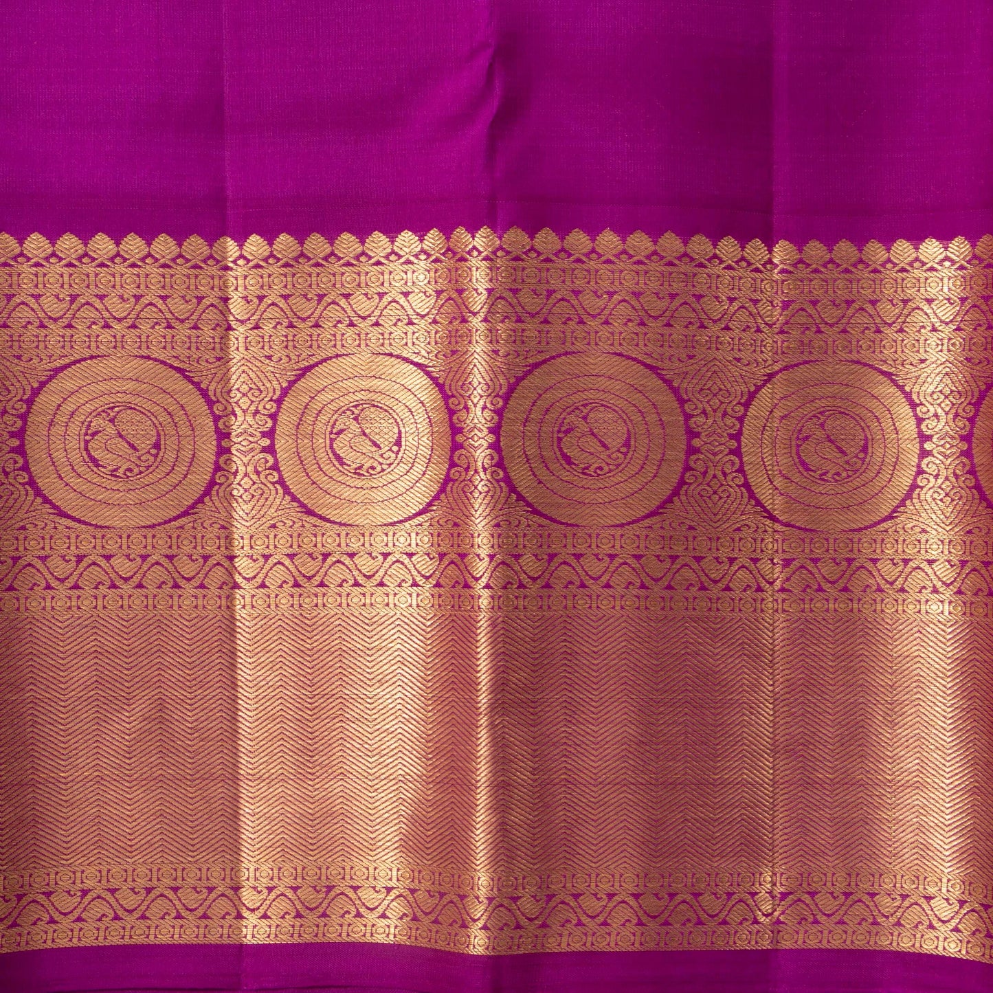Off White And Magenta Kanchipuram Silk Saree For Wedding Wear PV NYC 1719