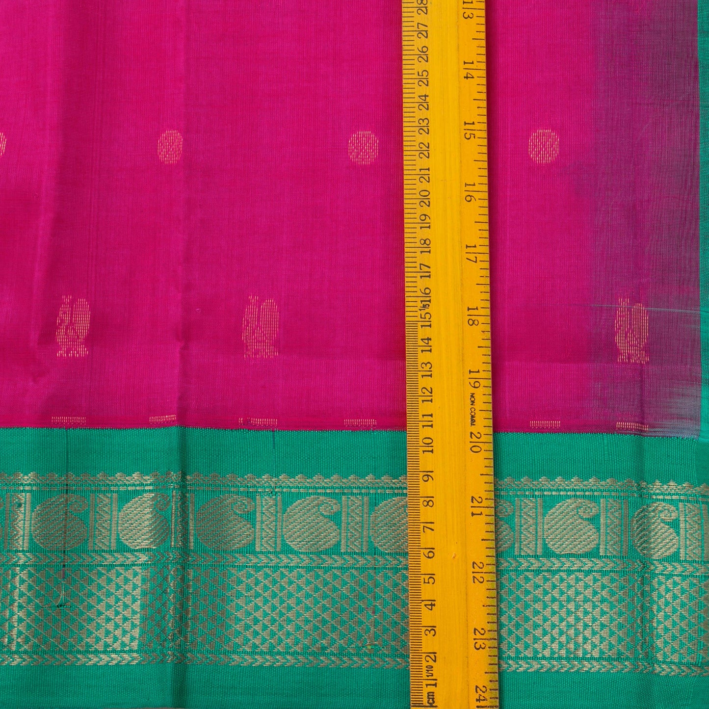 Magenta And Turquoise Green Kanchi Silk Cotton Saree With Annam Chakram Motifs For Festive Wear VP SC 160