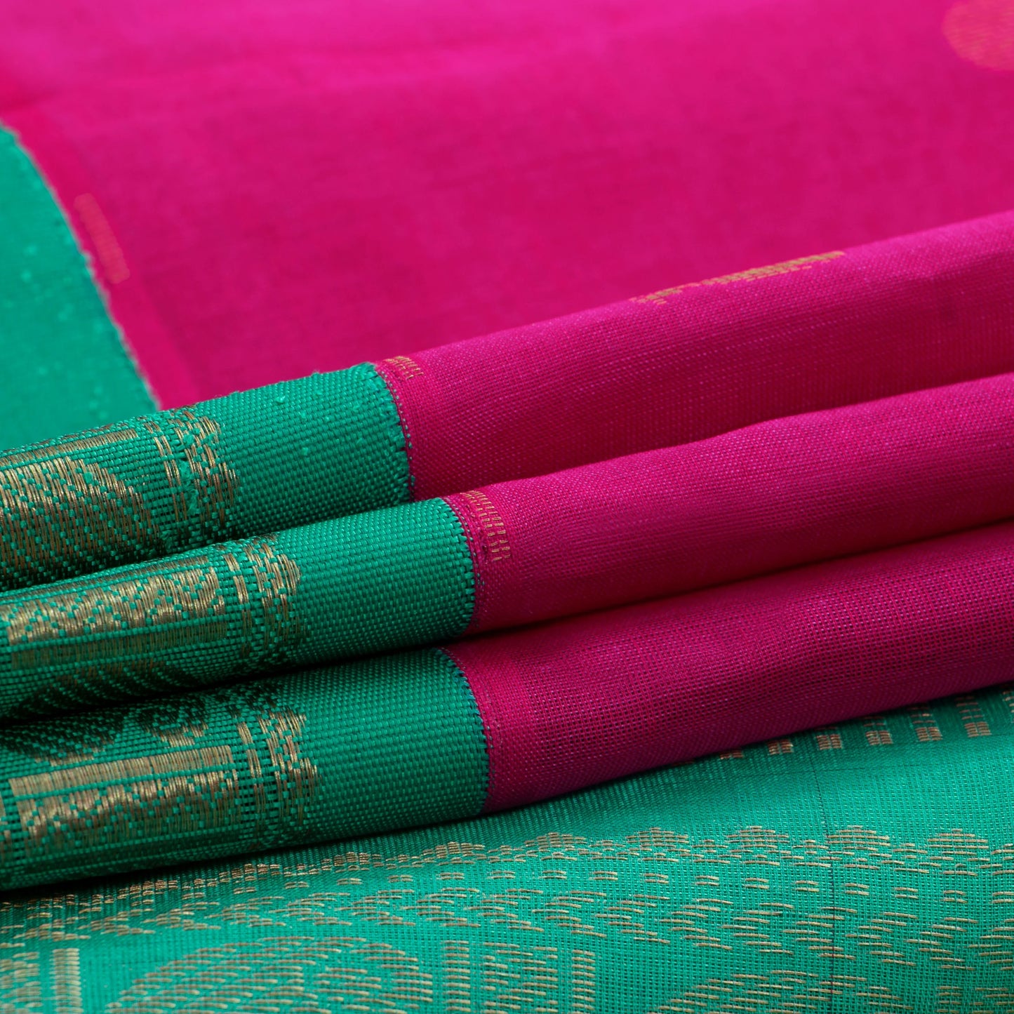 Magenta And Turquoise Green Kanchi Silk Cotton Saree With Annam Chakram Motifs For Festive Wear VP SC 160