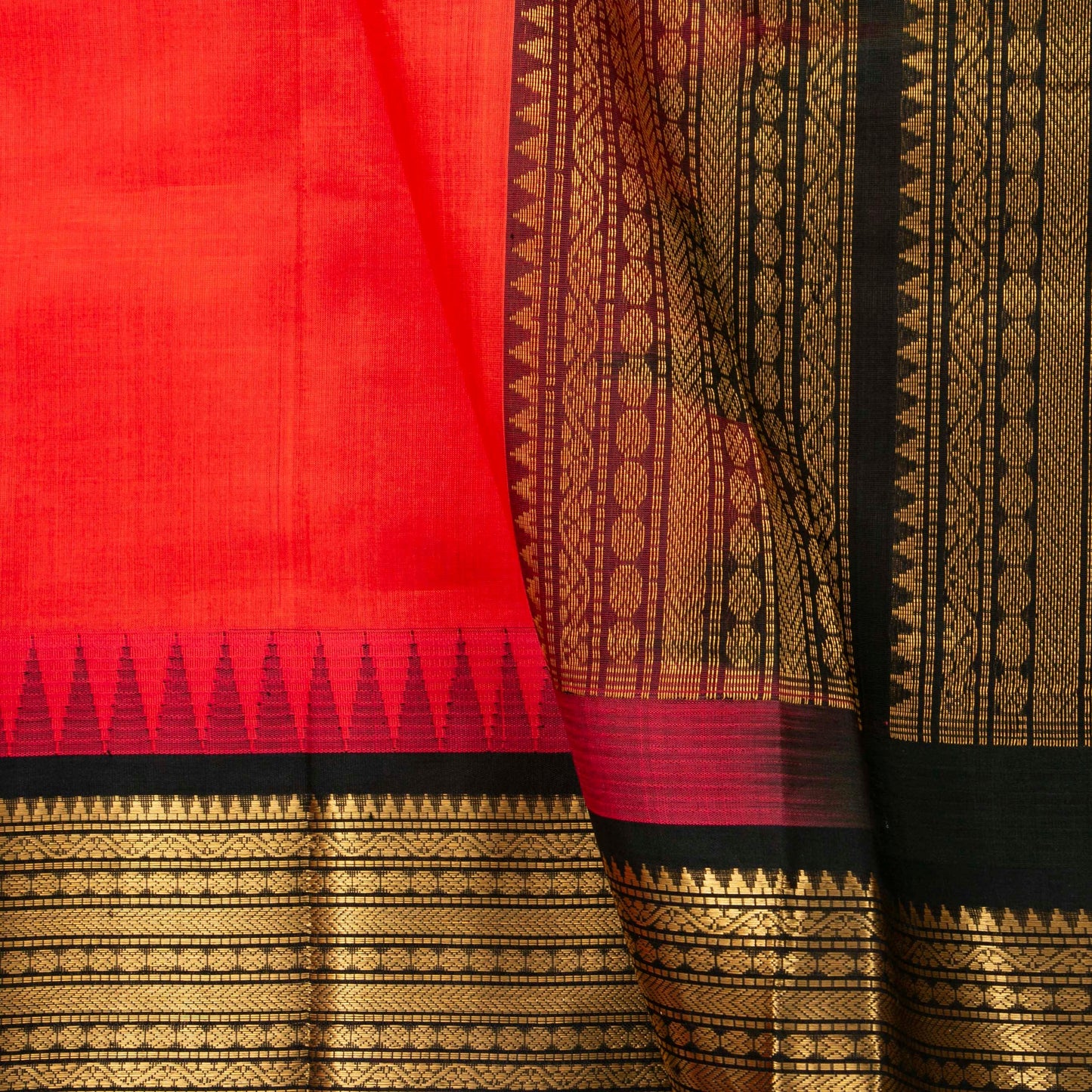 Red And Black Kanchi Silk Cotton Saree With Temple Korvai Border For Festive Wear VP SC 153