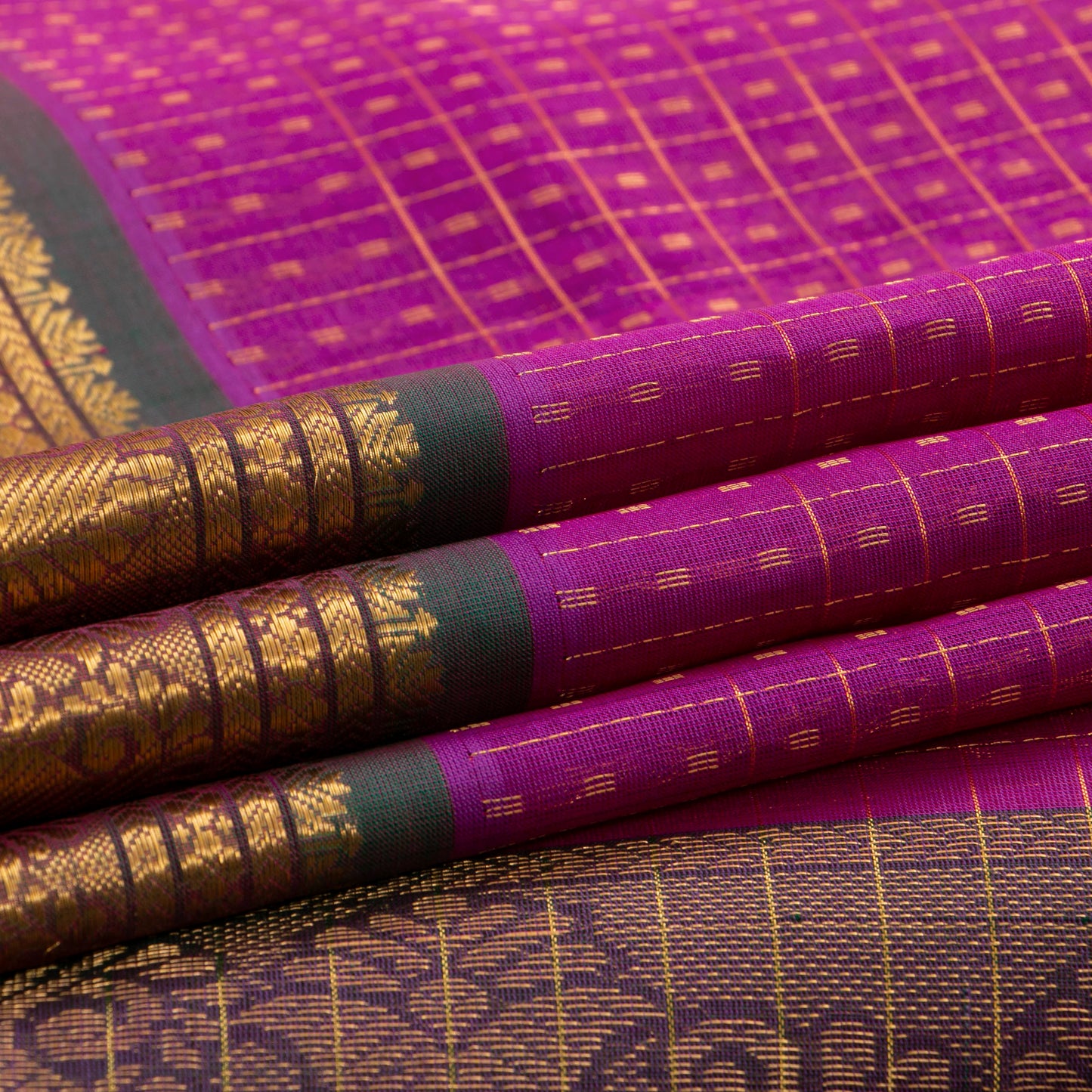 Magenta And Bottle Green Lakshadeepam Kanchi Silk Cotton Saree For Festive Wear VP SC 110