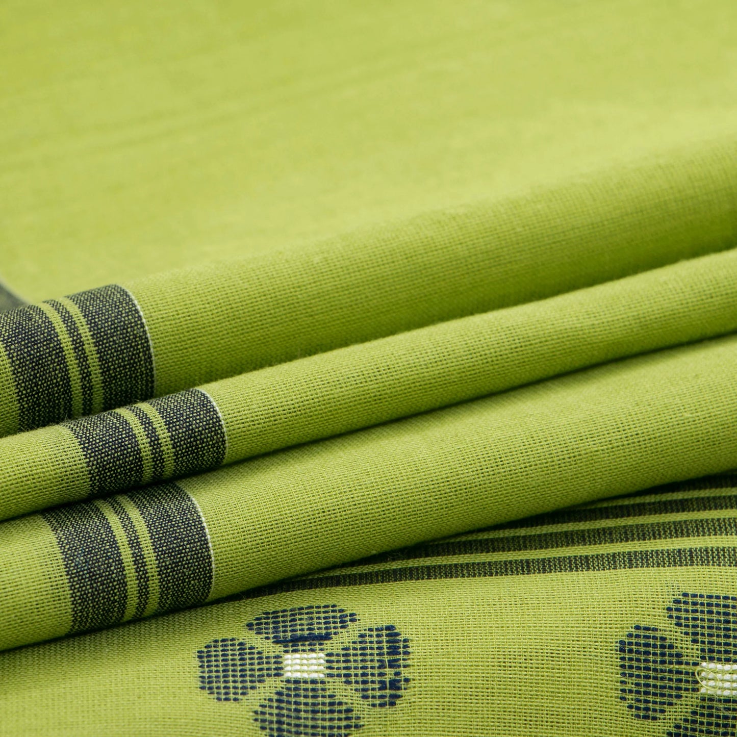Green Dhakai Jamdhani Mulmul Silk Saree For Office Wear PV MJ 110