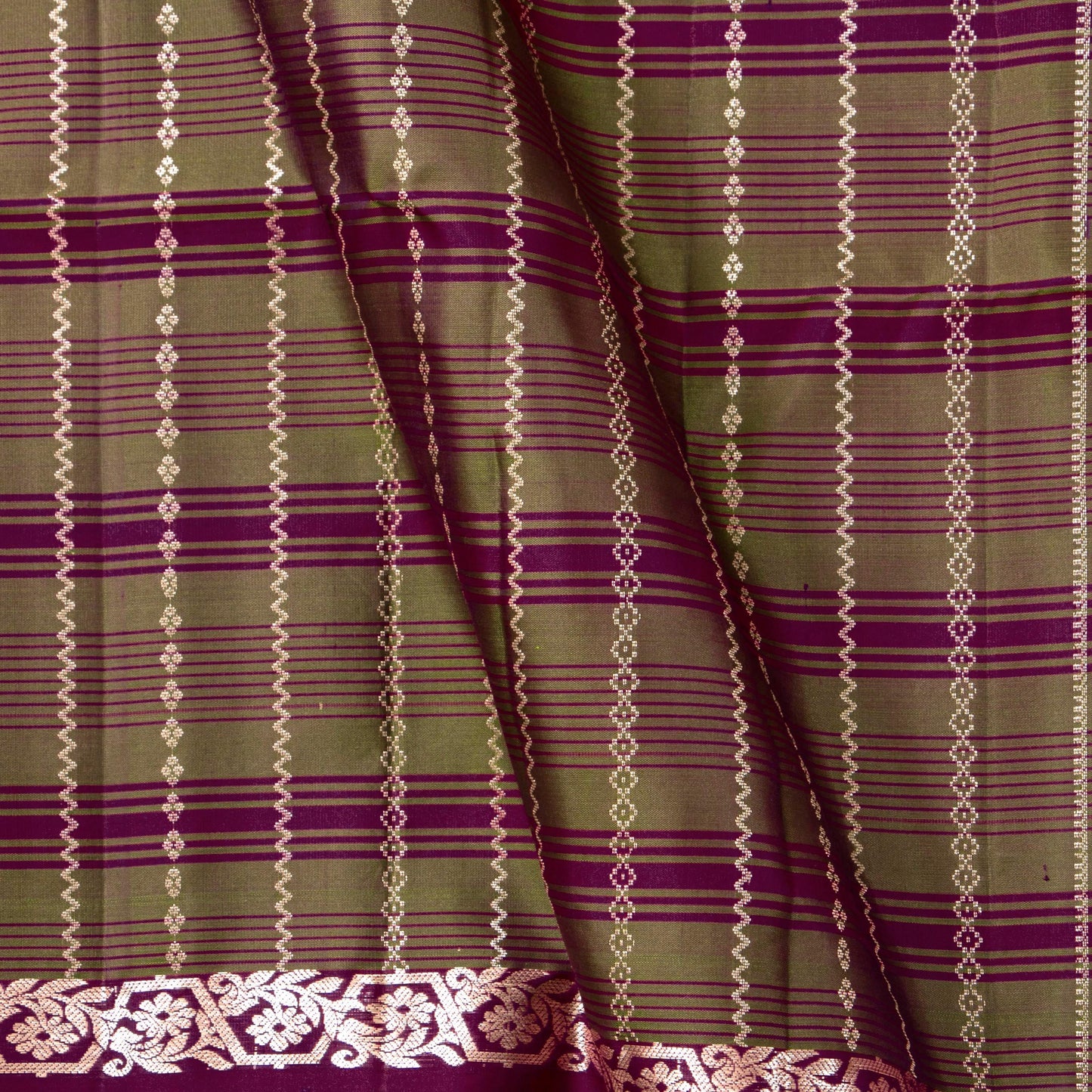 Magenta And Mehandi Green Handwoven Soft Silk Saree With Rose Gold Zari For Festive Wear PV RSP 206