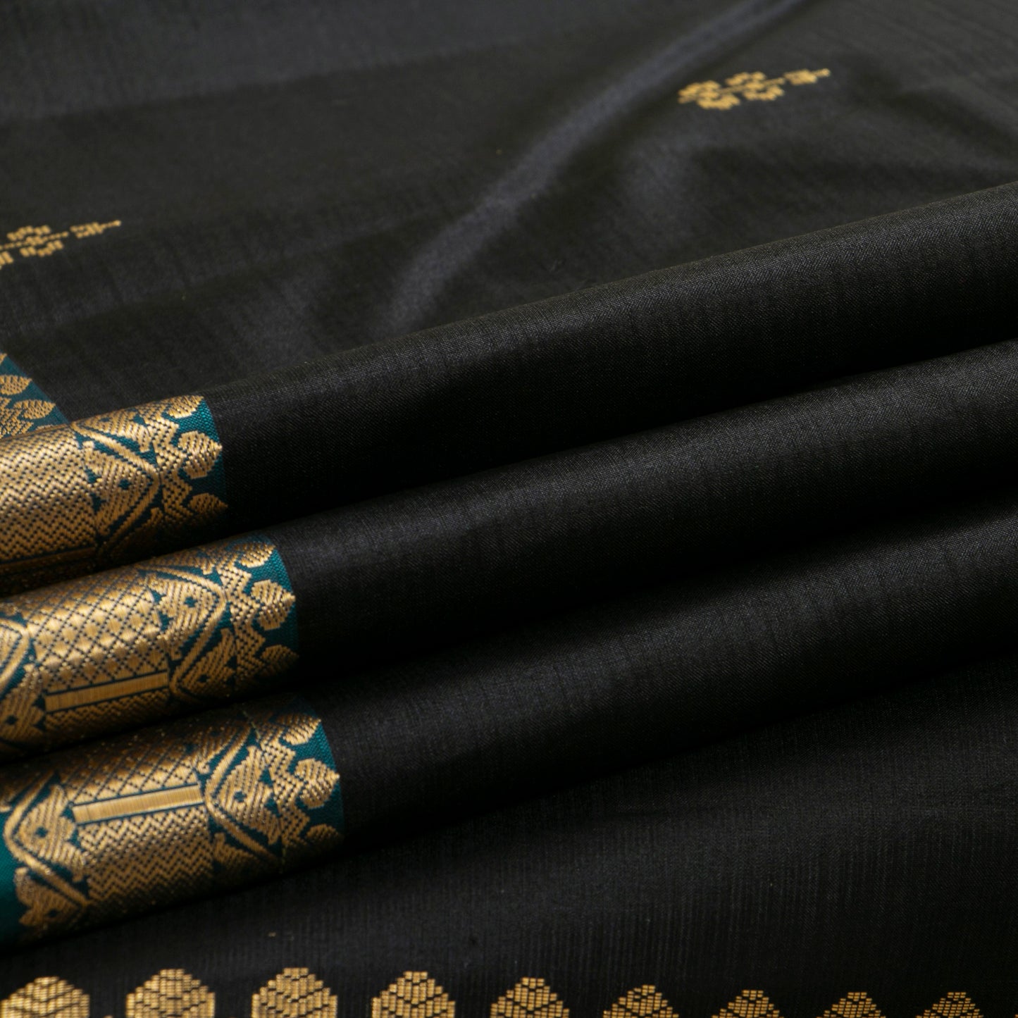 Black And Blue Kanchipuram Soft Silk Saree For Festive Wear PV RSP 218