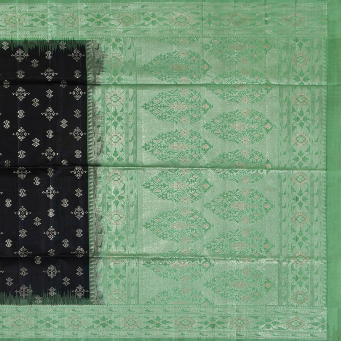 Black And Green Kanchipuram Soft Silk Saree For Festive Wear PV RSP 180
