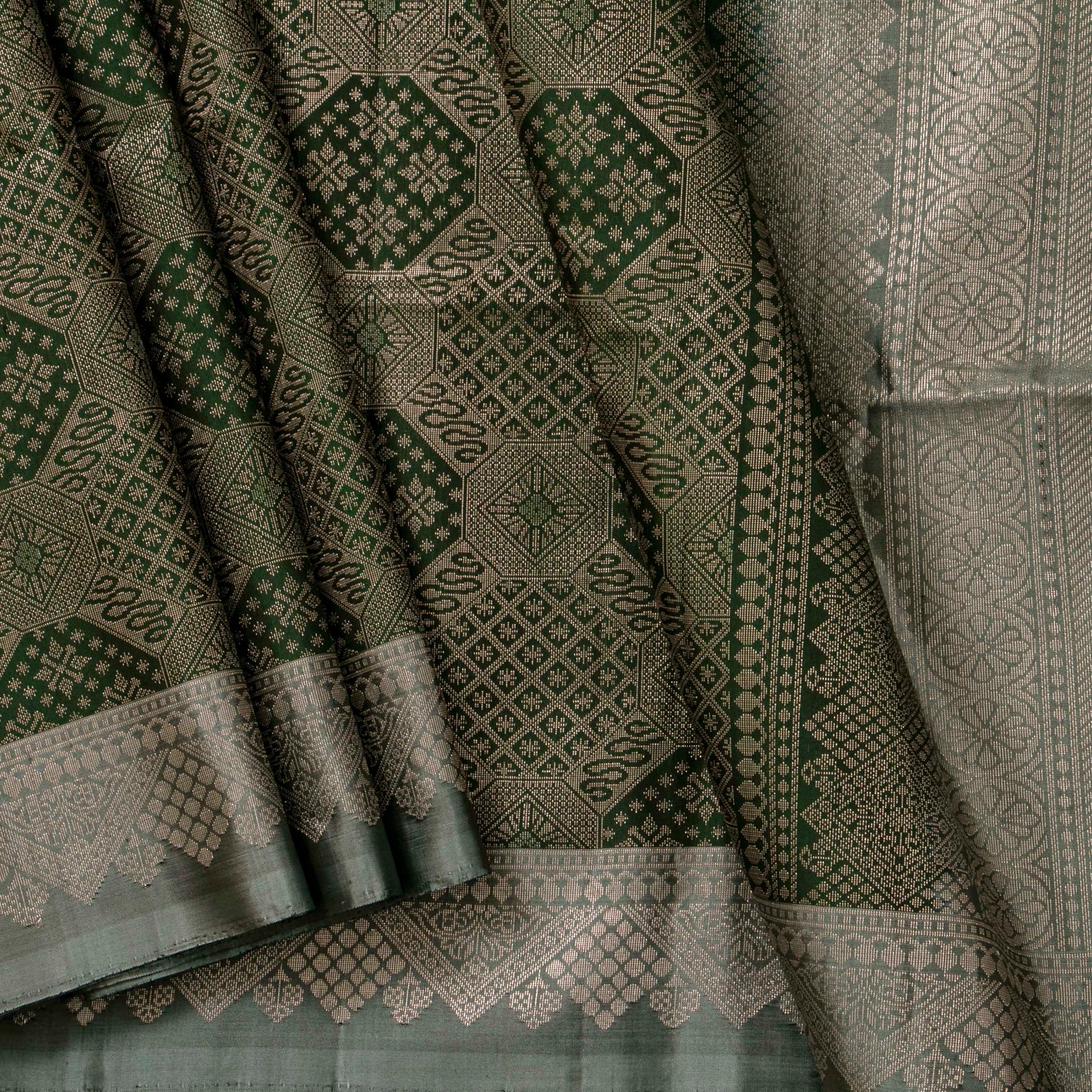 Green And Grey Kanchipuram Soft Silk Saree For Festive Wear PV RSP 165