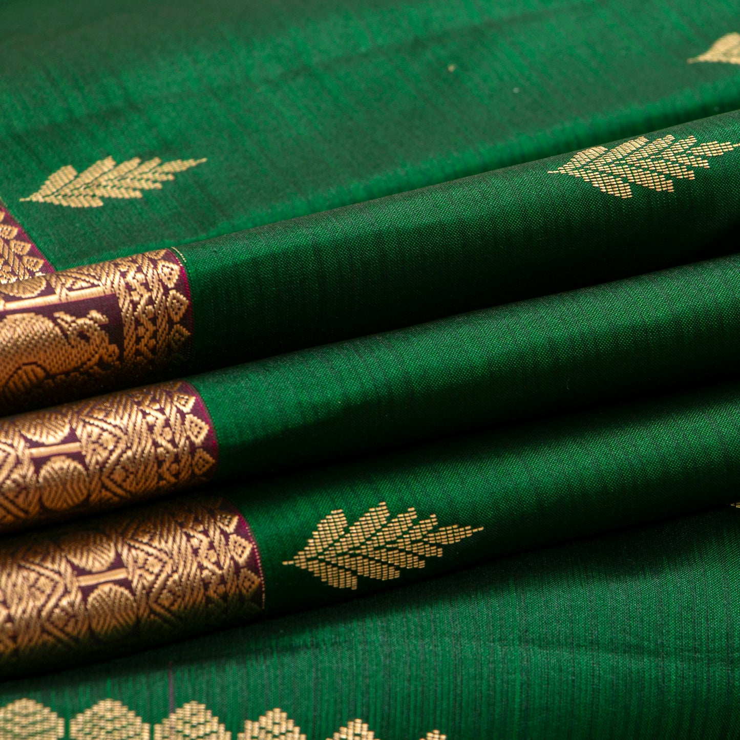 Green And Maroon Kanchipuram Soft Silk Saree For Festive Wear PV RSP 216