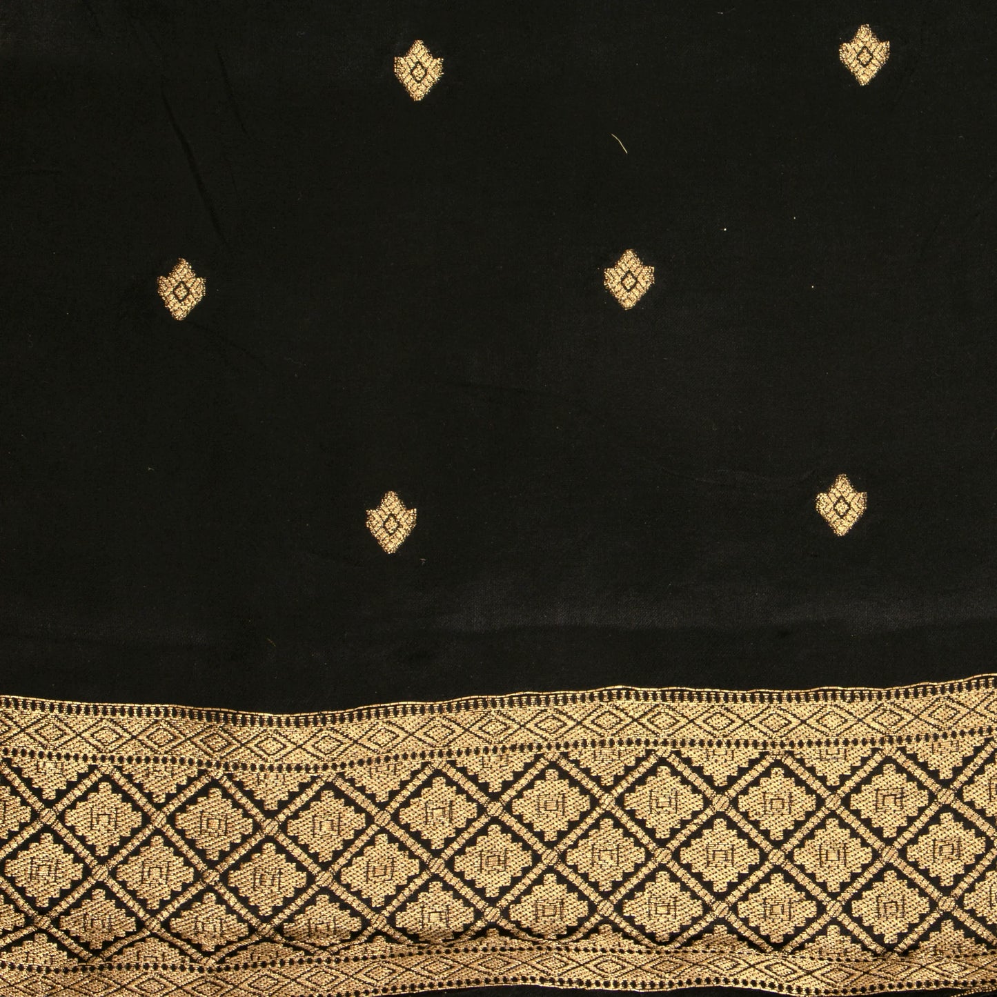 Black Crepe Banarasi Silk Saree PB 305 - Banarasi Silk - Panjavarnam PB 305
