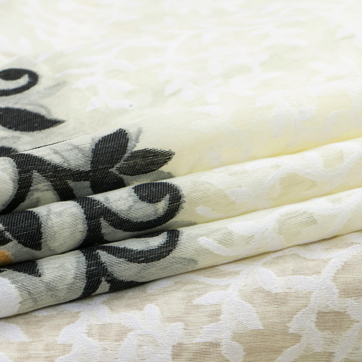 White Dhakai Jamdani Muslin Silk Saree For Party Wear PV MJ 173