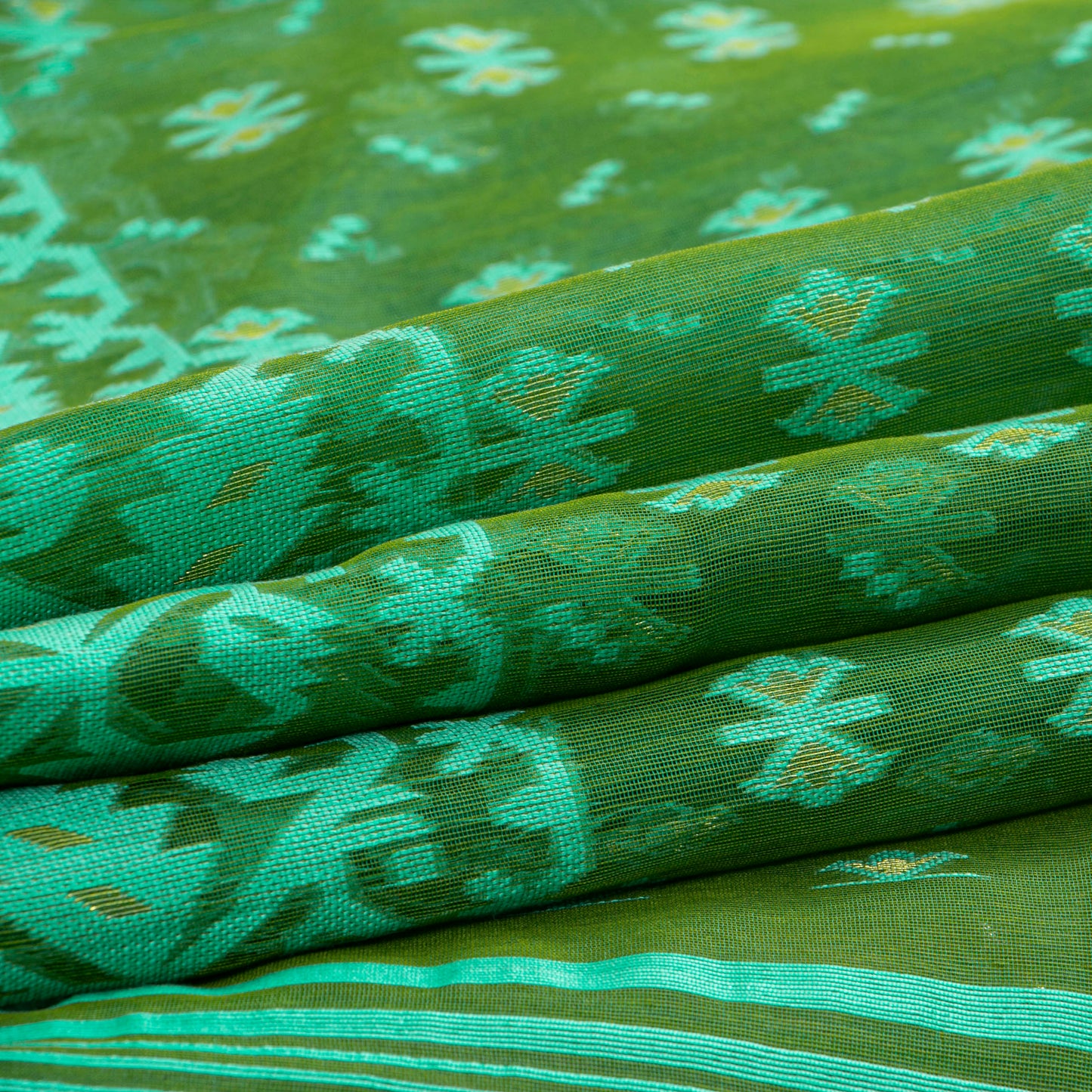 Green Dhakai Jamdani Mulmul Silk Saree For Party Wear PV MJ 144