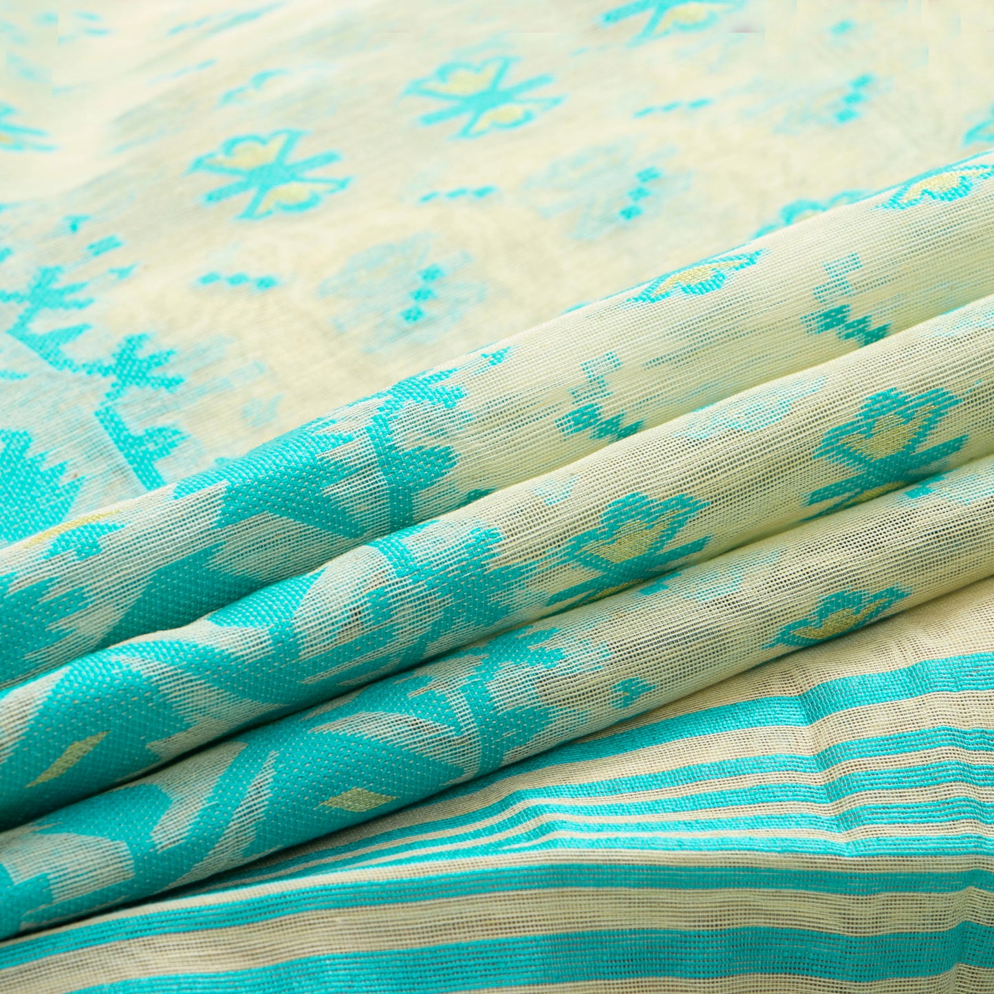 Off White And Blue Dhakai Jamdani Mulmul Silk Saree For Party Wear PV MJ 143