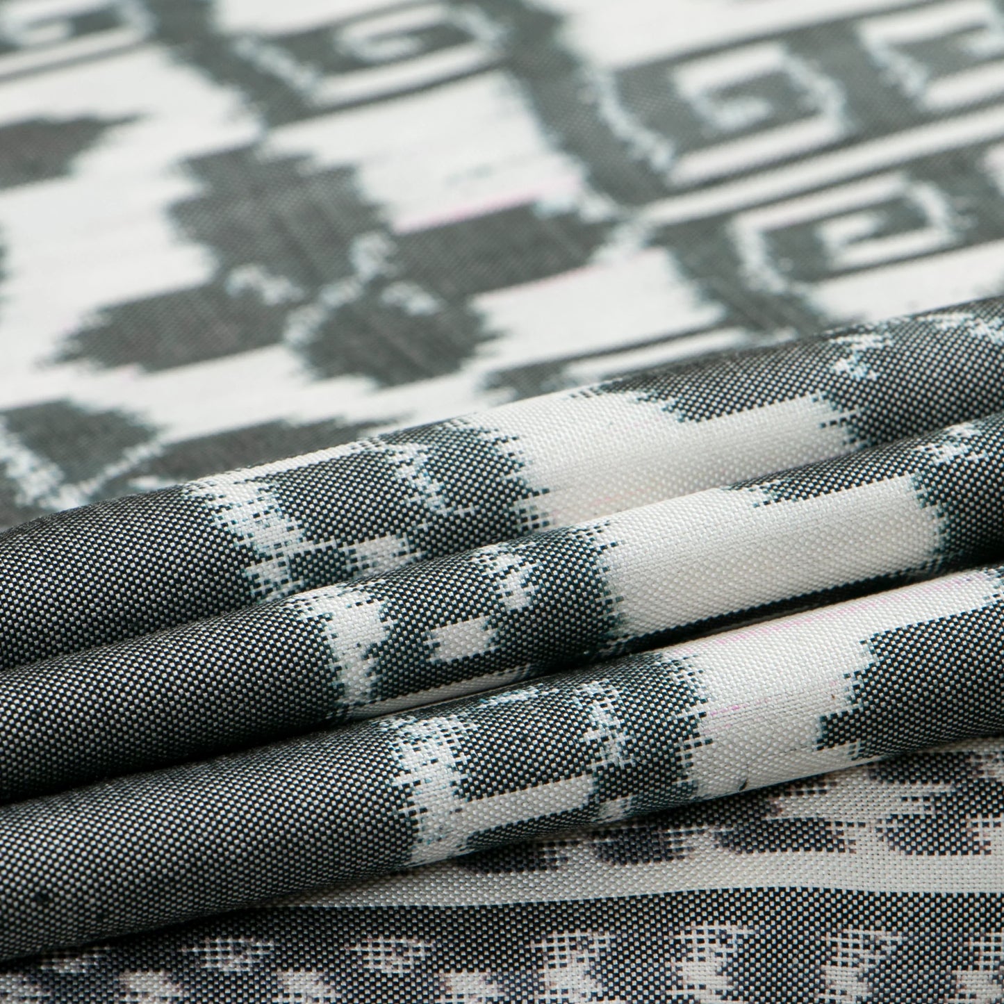 White And Grey Double Ikkat Pochampally Silk Saree Without Zari For Office Wear PIK 382