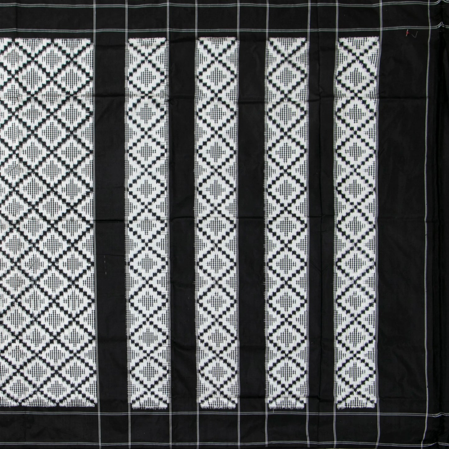 Black And White Double Ikkat Pochampally Silk Saree Without Zari For Office Wear PIK 376