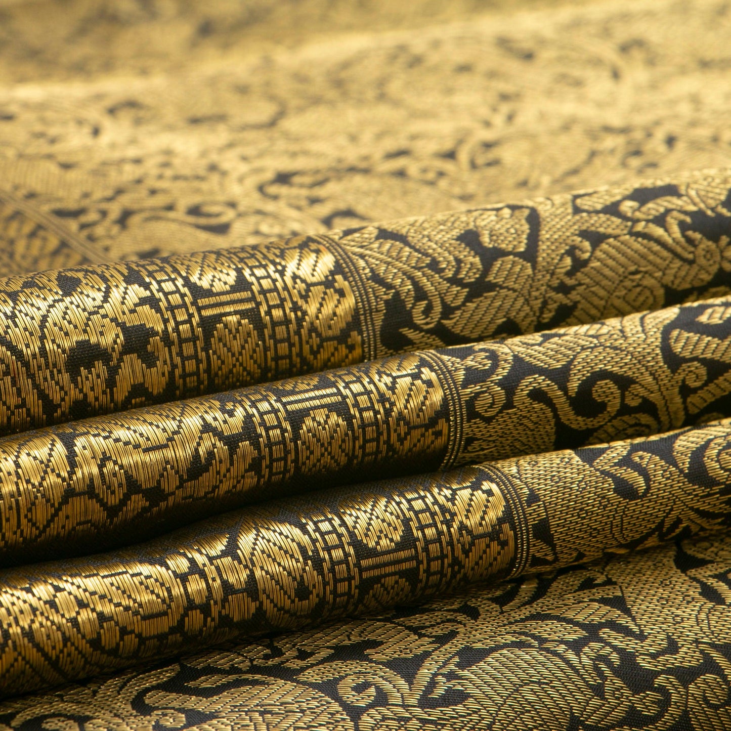 Black Kanchipuram Silk Saree Vanasingaram For Festive Wear PV NYC 1395 - Silk Sari - Panjavarnam PV NYC 1395