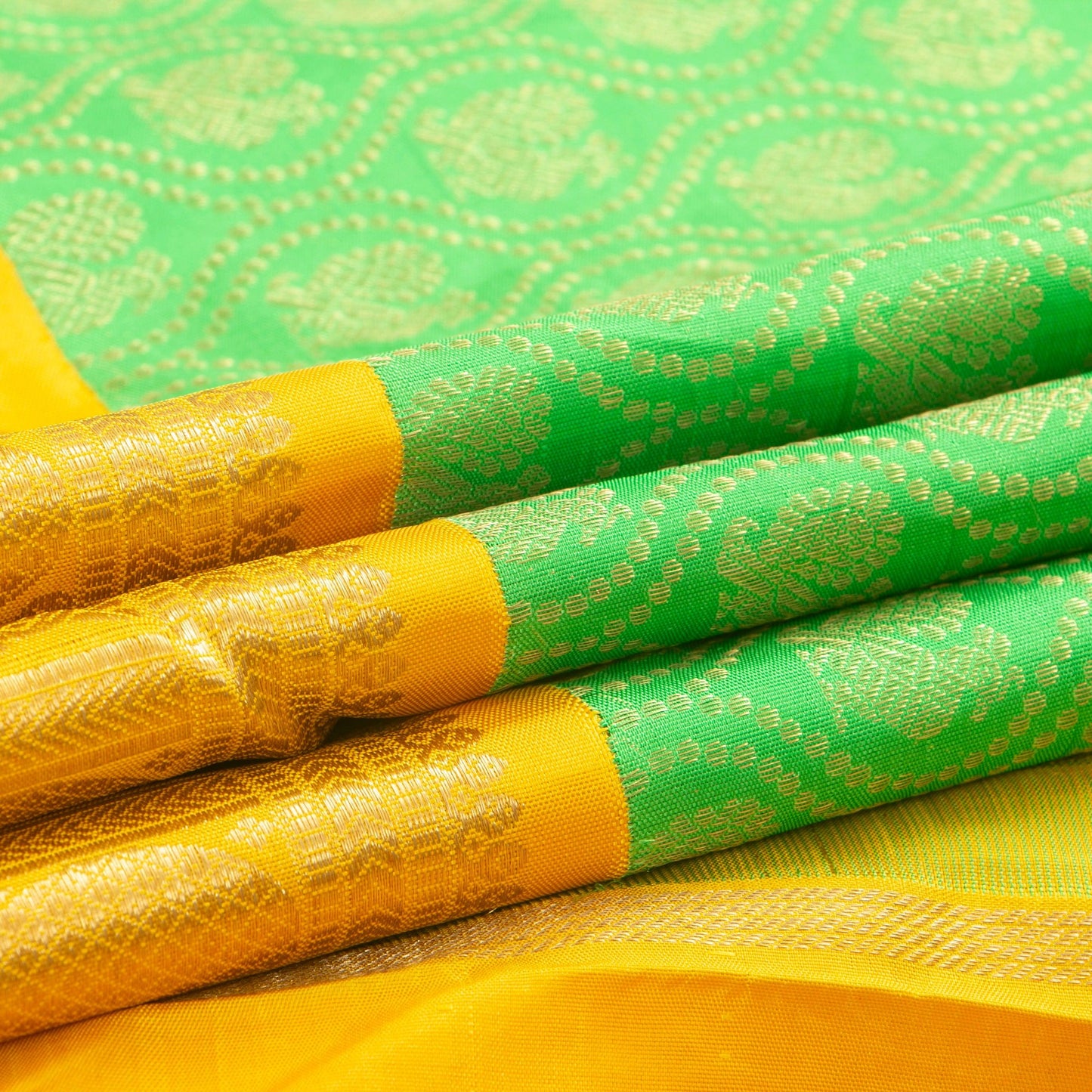 Green And Yellow Kanchipuram Silk Saree For Wedding Wear PV NYC 1381 - Silk Sari - Panjavarnam PV NYC 1381