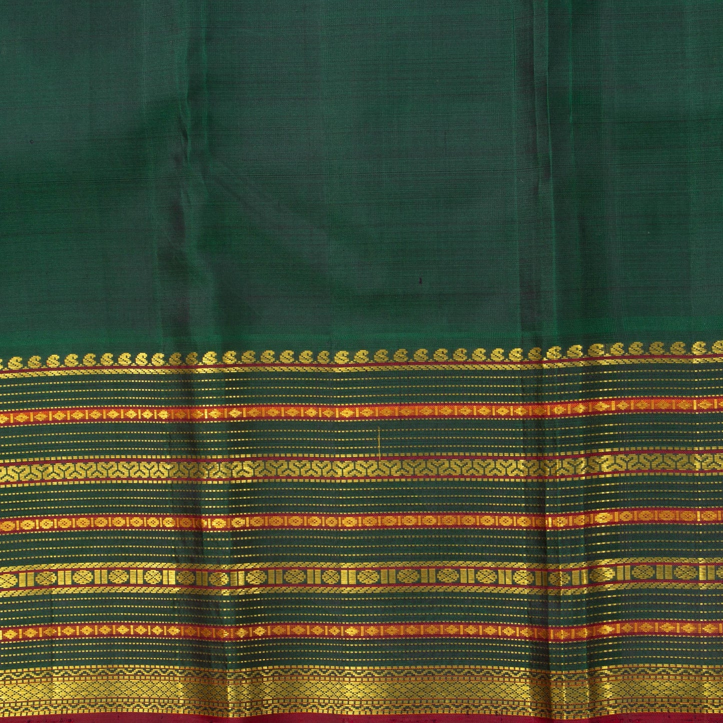Grey And Green Kanjivaram Silk Saree With Medium Border Handwoven Pure Silk For Wedding Wear PV J 2933 - Silk Sari - Panjavarnam PV J 2933