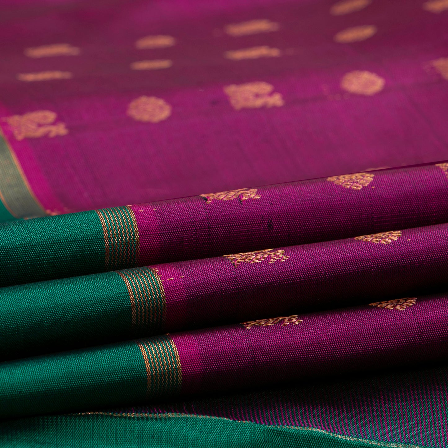Magenta And Green Kanchipuram Silk Saree For Festive Wear PV NYC 1550 - Silk Sari - Panjavarnam PV NYC 1550