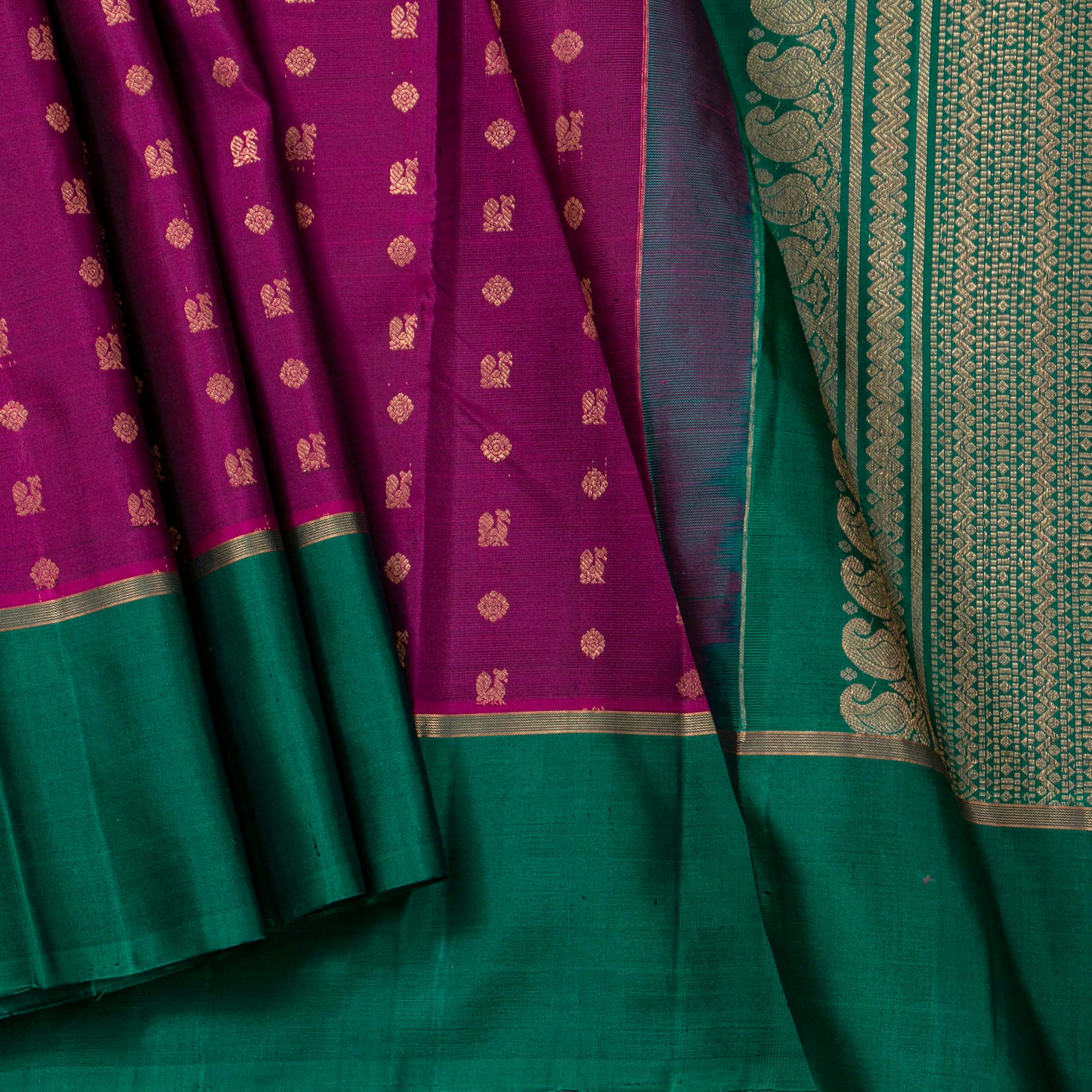 Magenta And Green Kanchipuram Silk Saree For Festive Wear PV NYC 1550 - Silk Sari - Panjavarnam PV NYC 1550