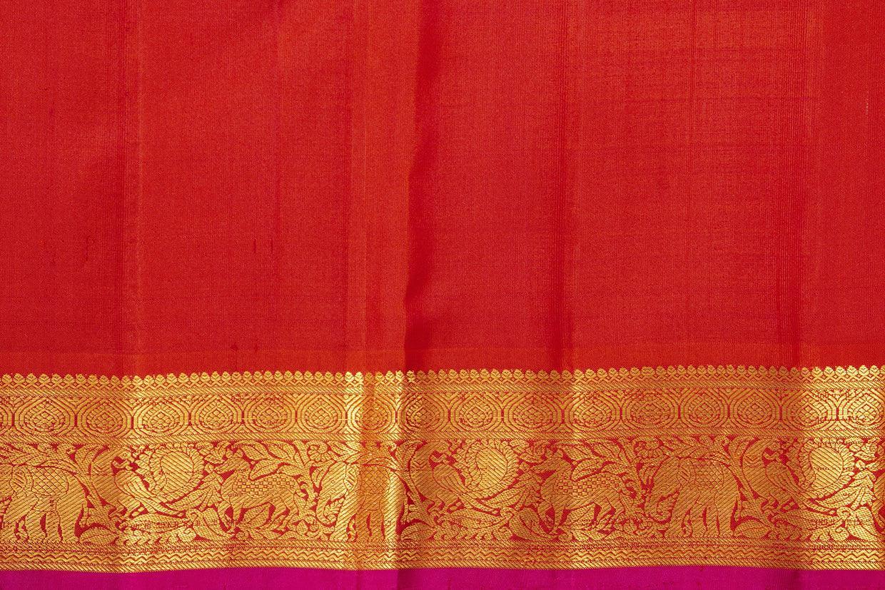 Maroon And Red Kanchipuram Silk Saree With Medium Border Handwoven Pure Silk For Festive Wear PV J 391 - Silk Sari - Panjavarnam PV J 391
