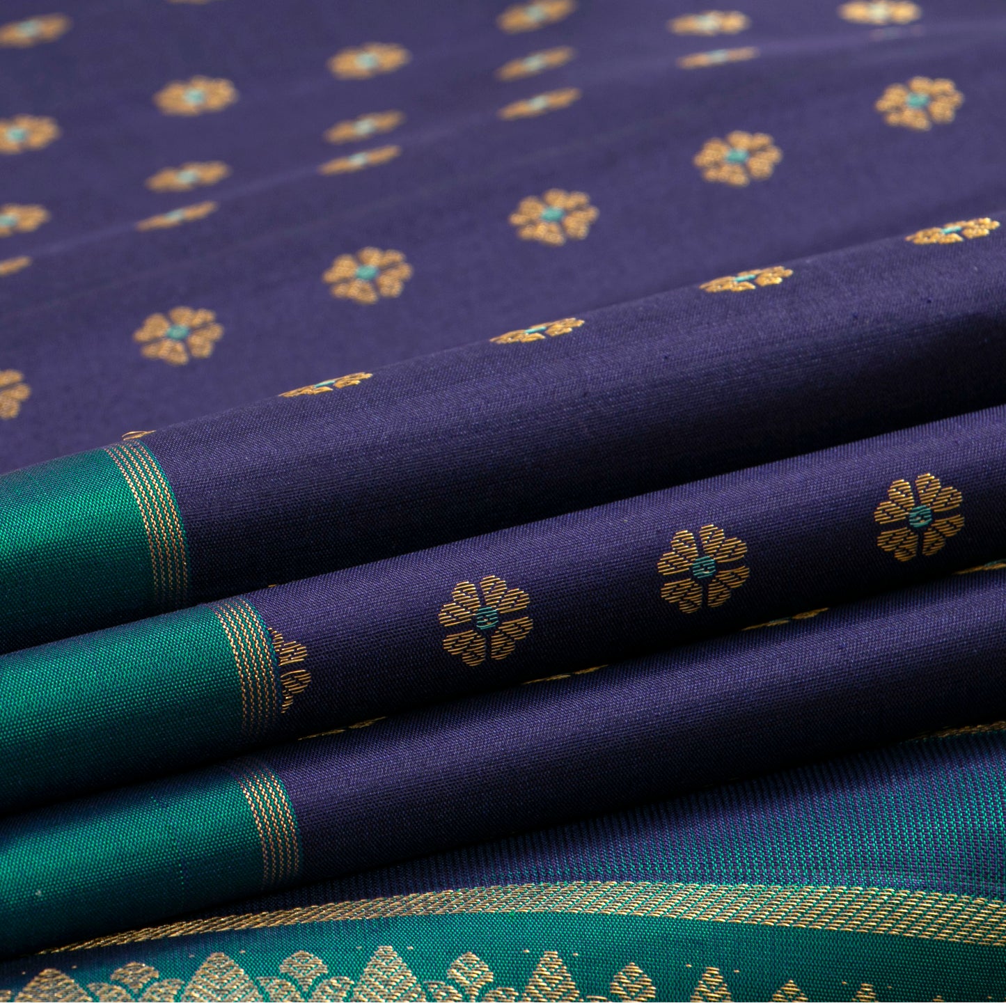 Navy Blue And Green Handwoven Kanjivaram Saree Pure Silk For Festive Wear PV RSP 230 - Silk Sari - Panjavarnam PV RSP 230