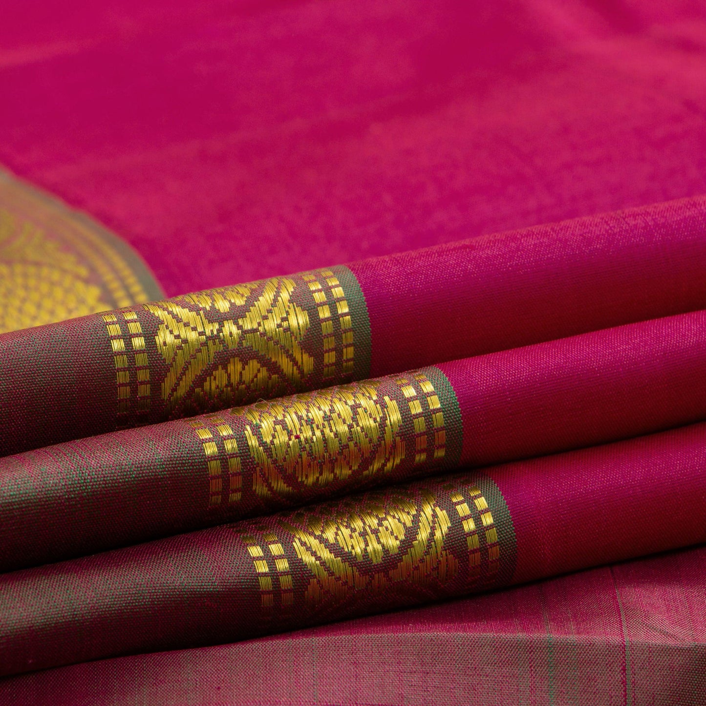 Pink And Green Kanjivaram Silk Saree With Medium Border Handwoven Pure Silk For Festive Wear PV ABI 2247 - Silk Sari - Panjavarnam PV ABI 2247