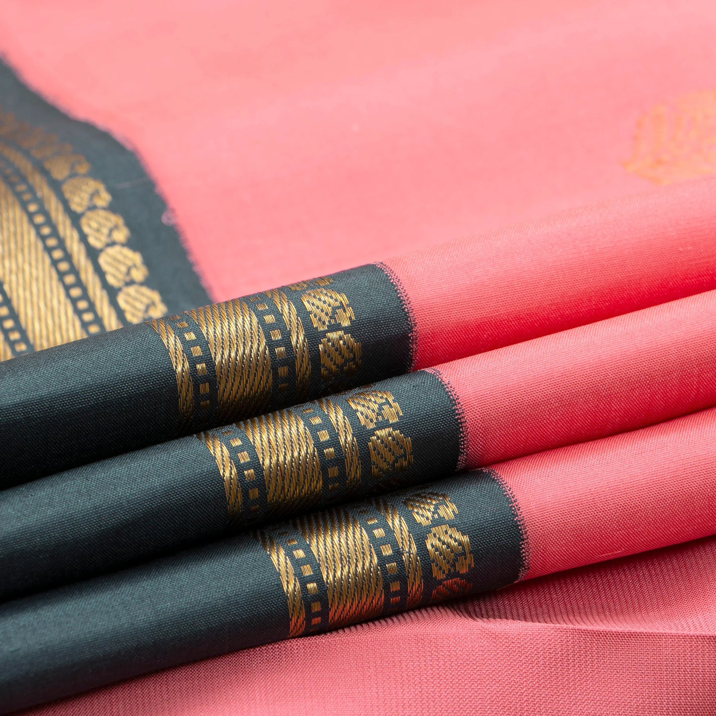Pink And Grey Kanchipuram Silk Saree For Wedding Wear PV NYC 1480 - Silk Sari - Panjavarnam PV NYC 1480