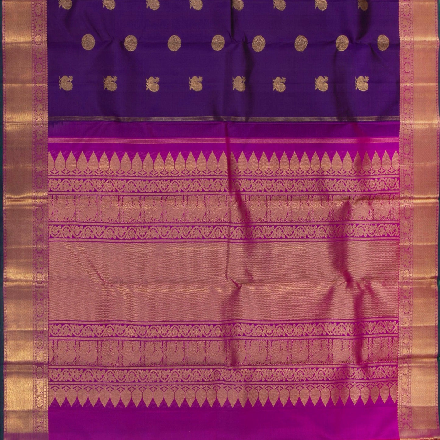 Purple And Magenta Kanchipuram Silk Saree Handwoven Pure Silk Pure Zari For Festive Wear PV GTA 98 - Silk Sari - Panjavarnam PV GTA 98