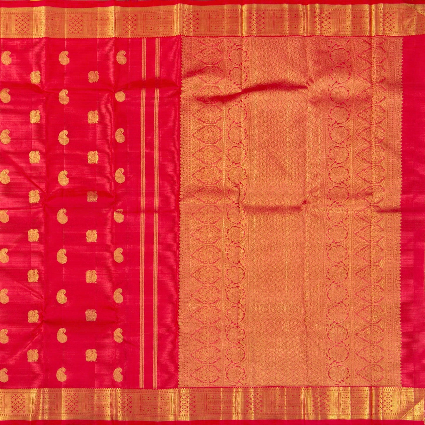 Red Kanchipuram Silk Saree For Wedding Wear PV NYC 1303 - Silk Sari - Panjavarnam PV NYC 1303