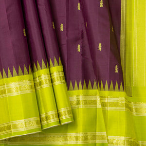 Sarees With Buttas