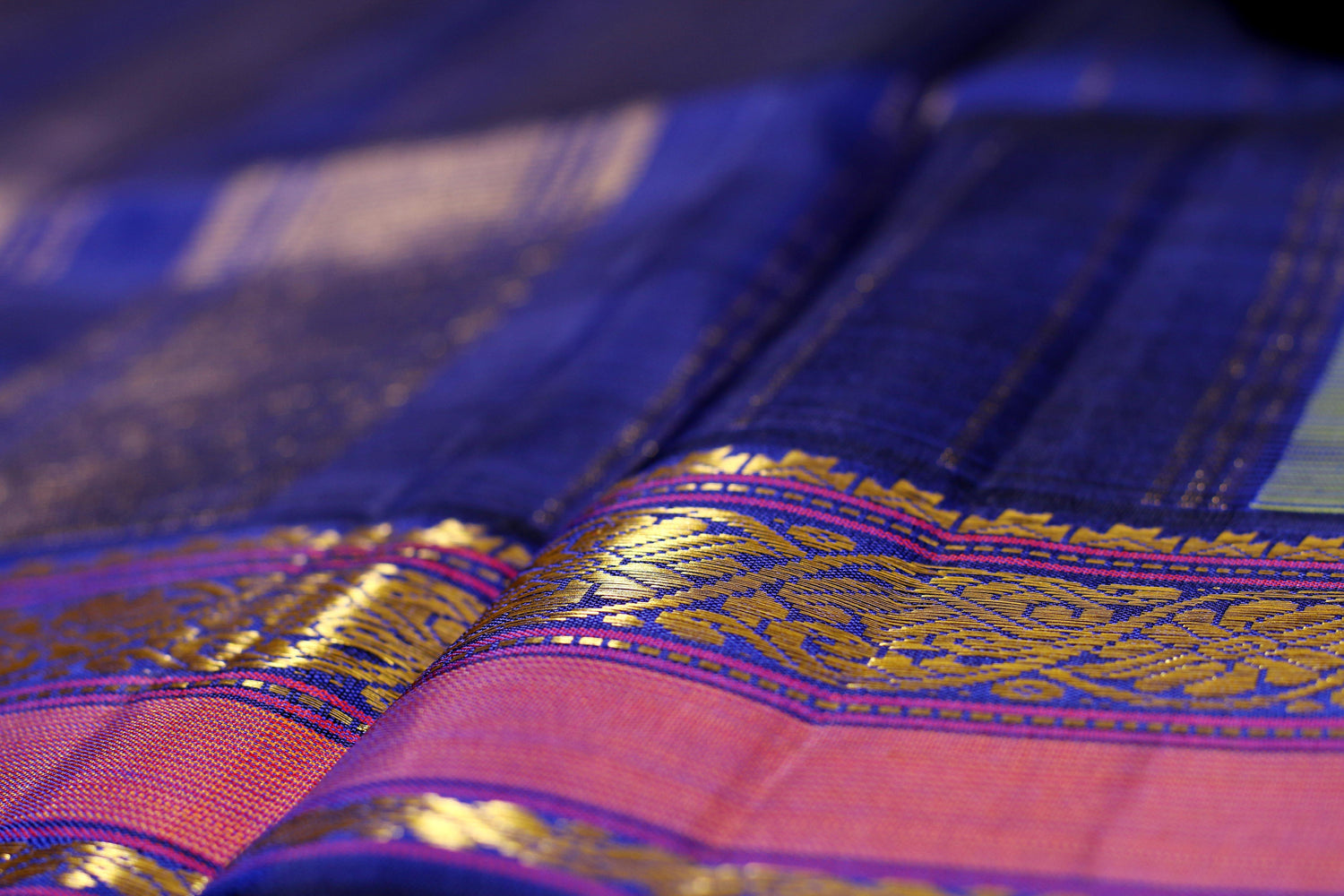Buy Kanchipuram Traditional Designs Silk Sarees Online - Panjavarnam