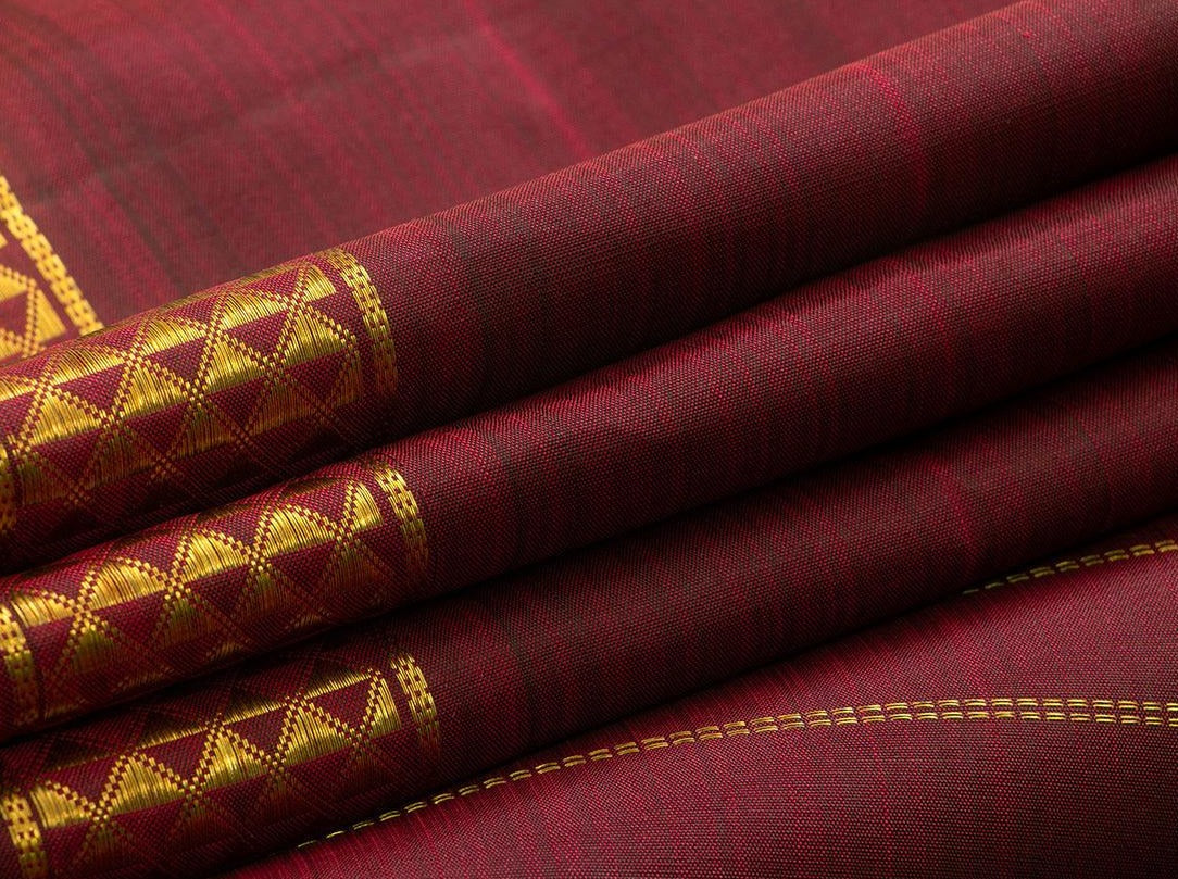 9 Yards Maroon Kanchipuram Silk Saree Handwoven Pure Silk Pure Zari With Arai Maadam Border For Wedding Wear PV NYC 770 - 9 yards silk saree - Panjavarnam PV NYC 770