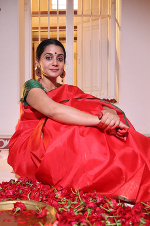 Red Kanchipuram Silk Saree With Medium Border Handwoven Pure Silk For Wedding Wear PV NYC 1155