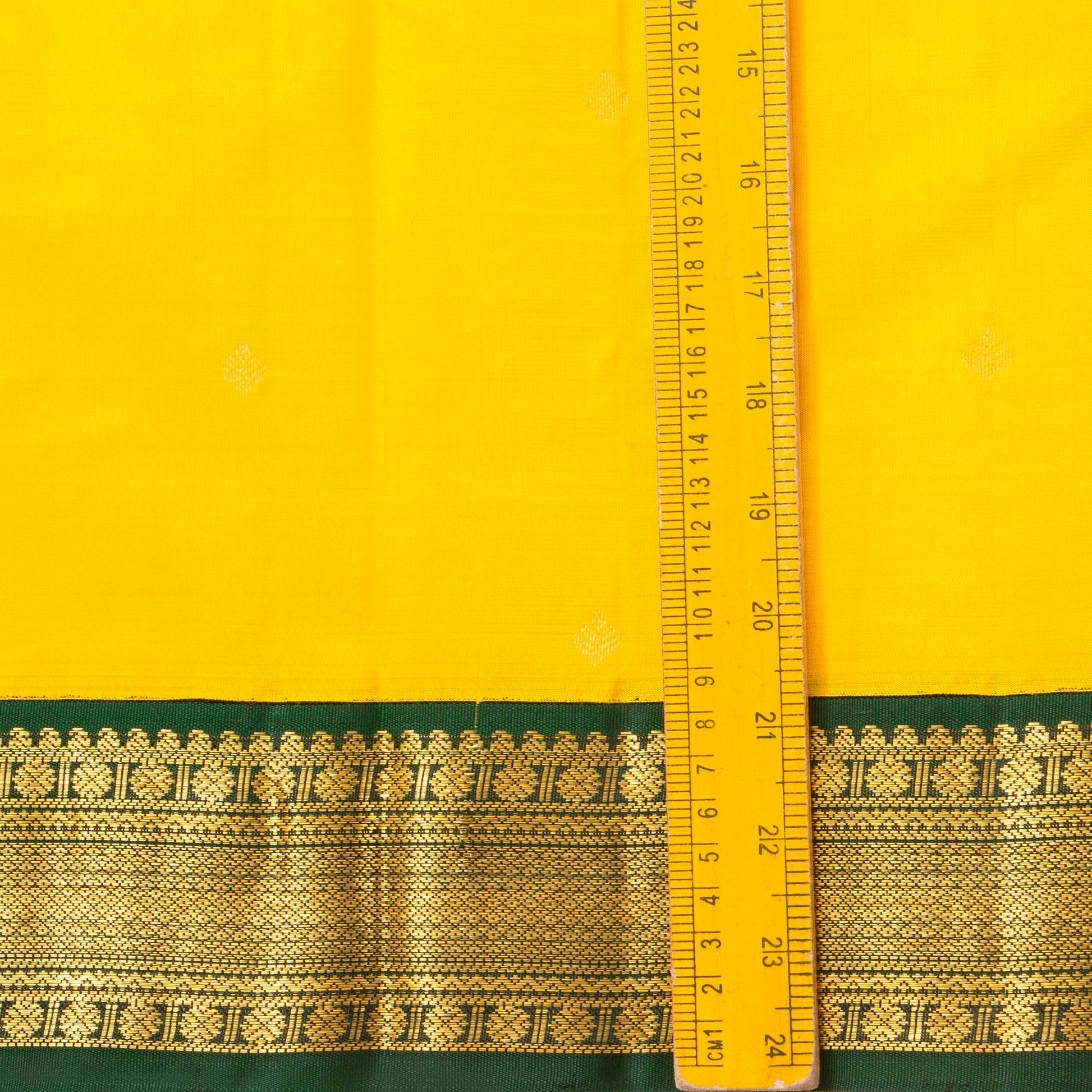 Yellow And Green Kanchipuram Silk Saree For Festive Wear PV MEN 194 - Silk Sari - Panjavarnam PV MEN 194