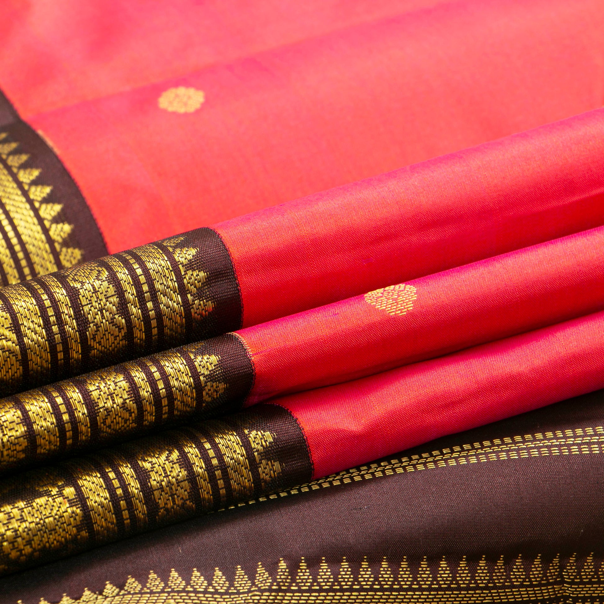 Peach And Brown Kanchipuram Silk Saree For Wedding Wear PV MEN 167 - Silk Sari - Panjavarnam PV MEN 167