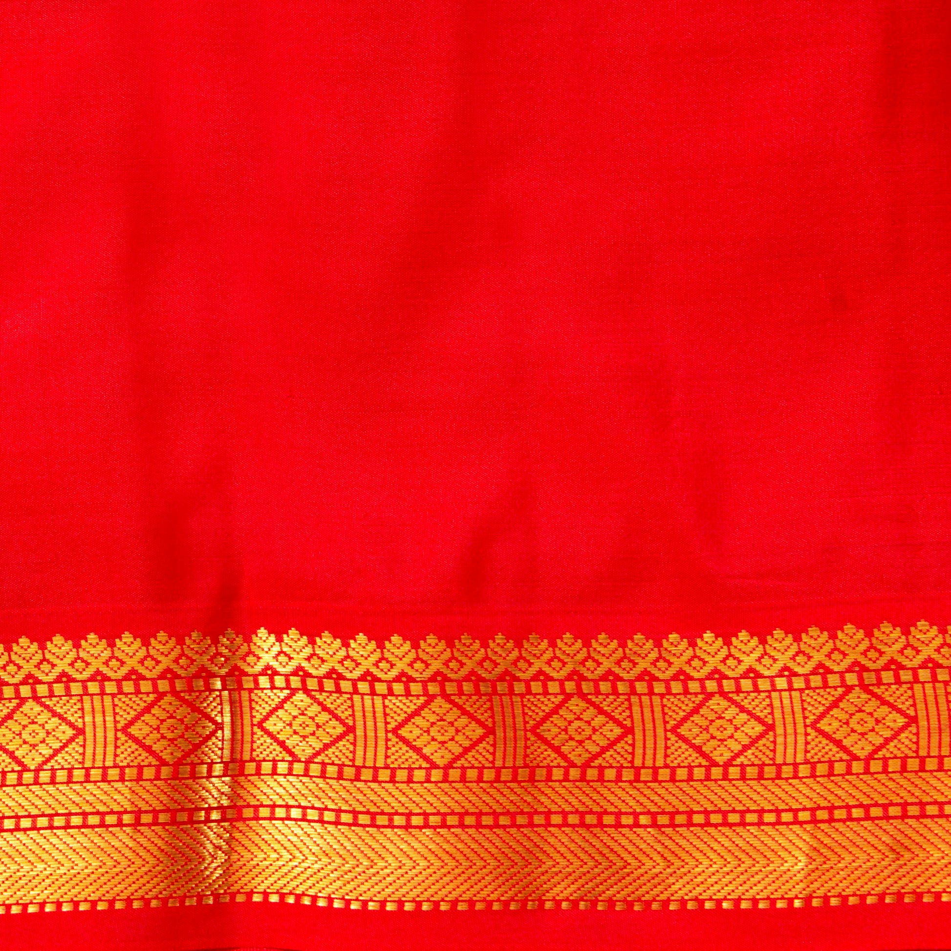 Royal Blue and Red Kanchipuram Silk Saree For Wedding Wear PV MEN 200 - Silk Sari - Panjavarnam PV MEN 200