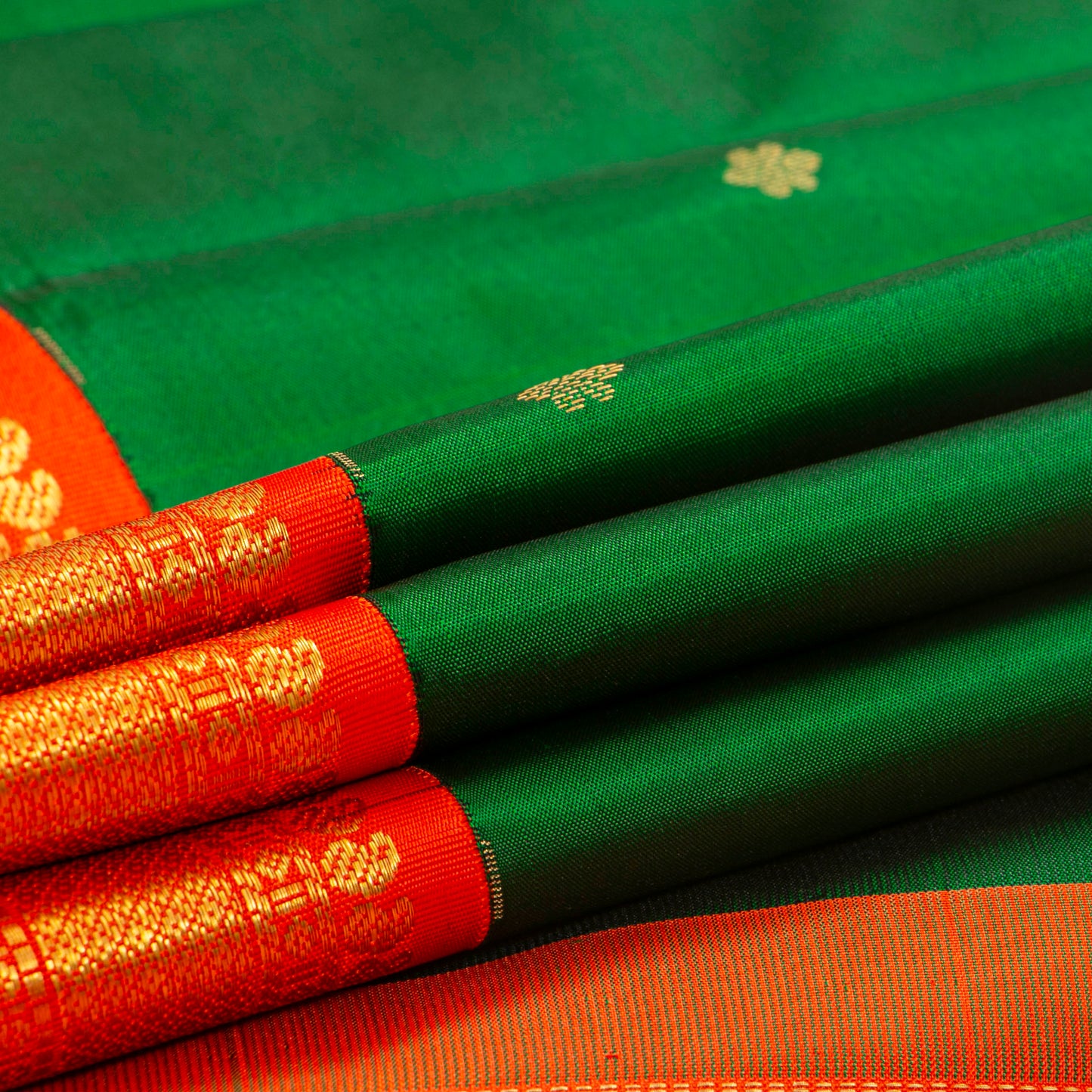 Green Kanchipuram Silk Saree With Orange Contrast Korvai Border For Wedding Wear PV MEN 193