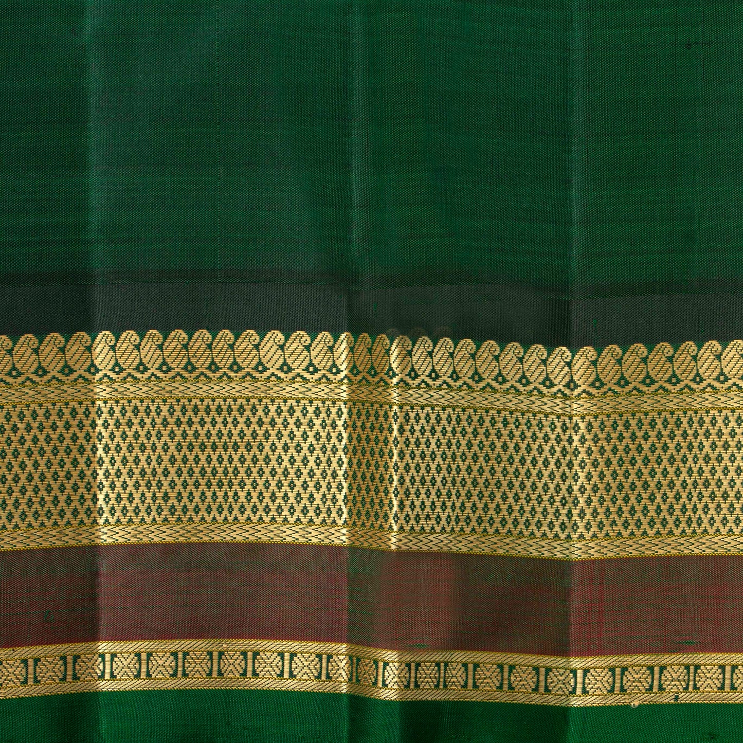 Elaichi Green Retro Revival Kanchipuram Silk Saree Without Zari For Festive Wear PV 2054