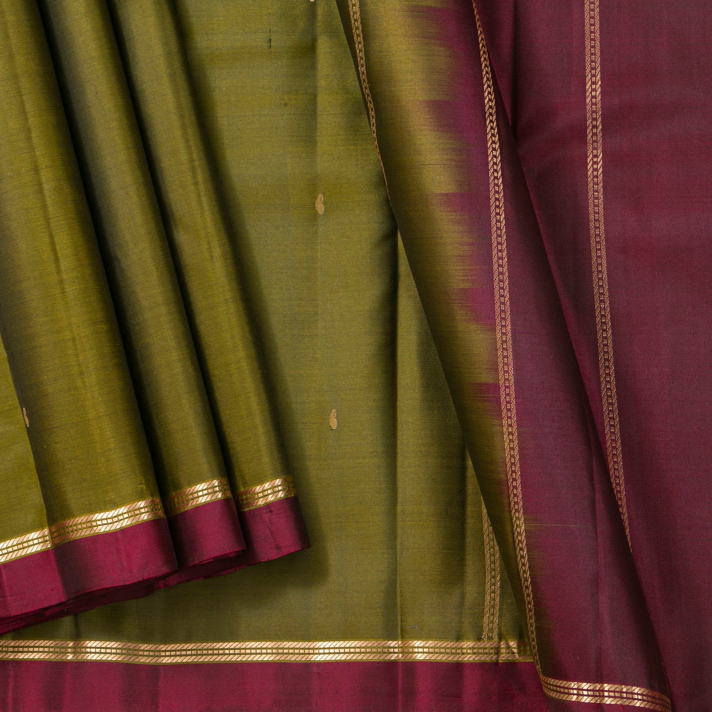 Green And magenta Kanchipuram Silk Saree Light Weight For Festive Wear PV MEN 117