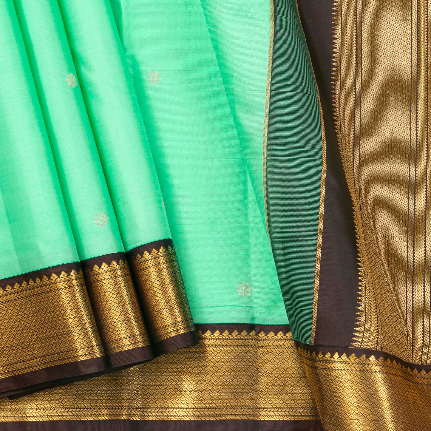Spring Green And Brown Kanchipuram Silk Saree For Wedding Wear PV MEN 191 - Silk Sari - Panjavarnam PV MEN 191