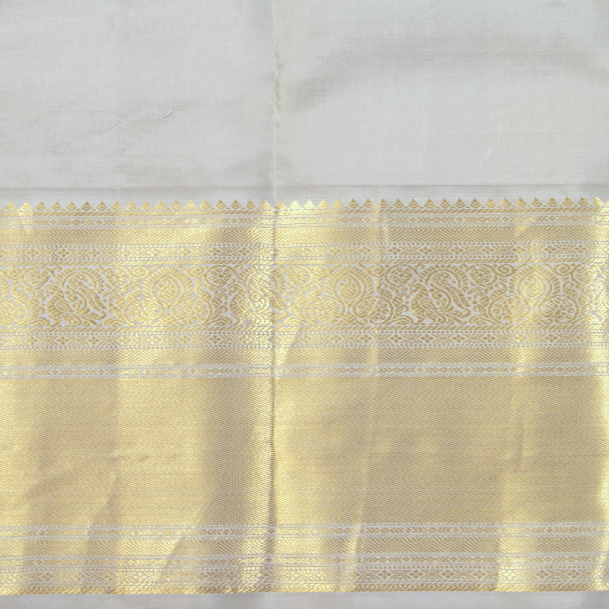 Green And Grey Kanchipuram Silk Saree For Festive Wear PV MEN 172 - Silk Sari - Panjavarnam PV MEN 172