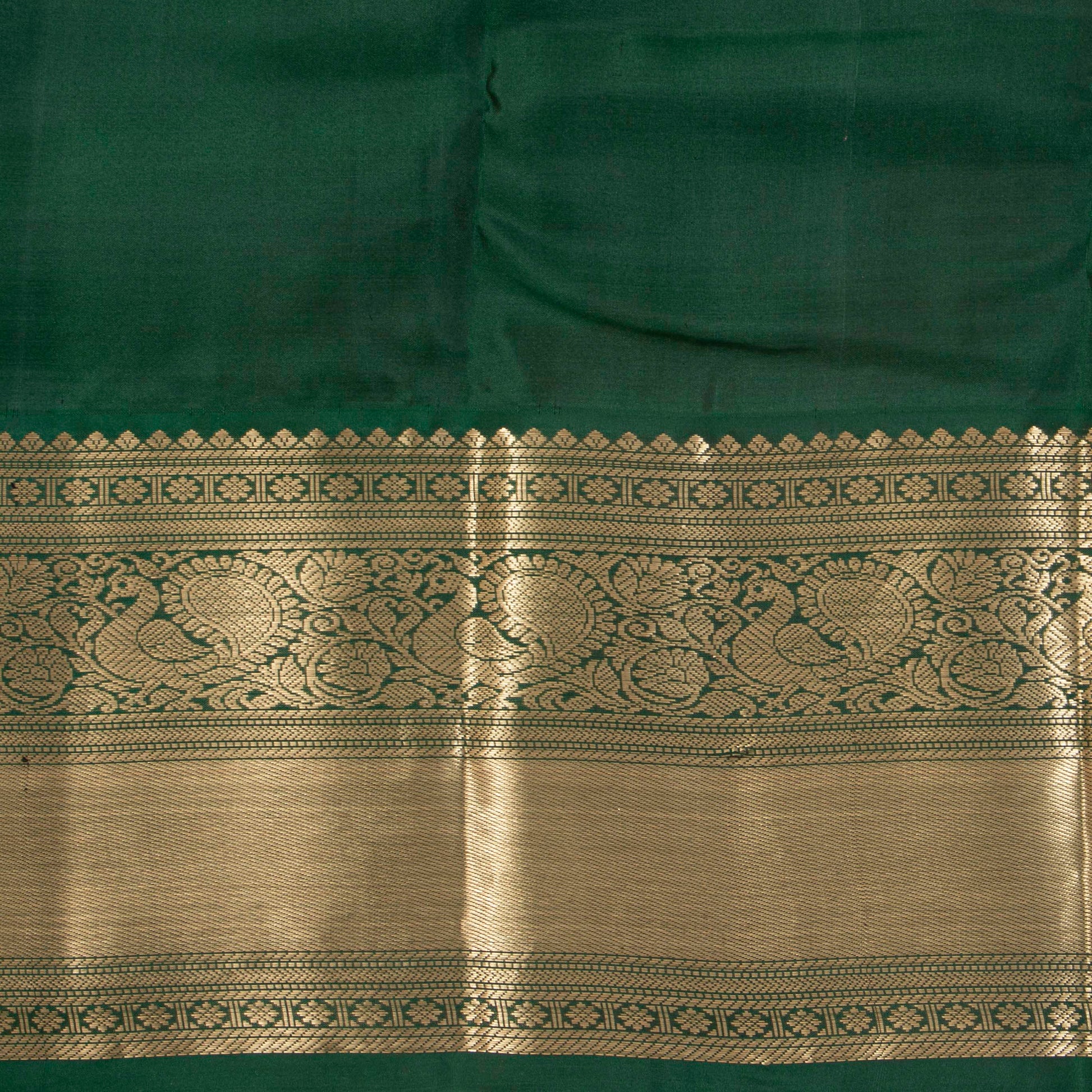 Dual Tone Crimson Kanchipuram Silk Saree With Contrast Korvai Border In Green For Wedding Wear PV MEN 217 - Silk Sari - Panjavarnam PV MEN 217