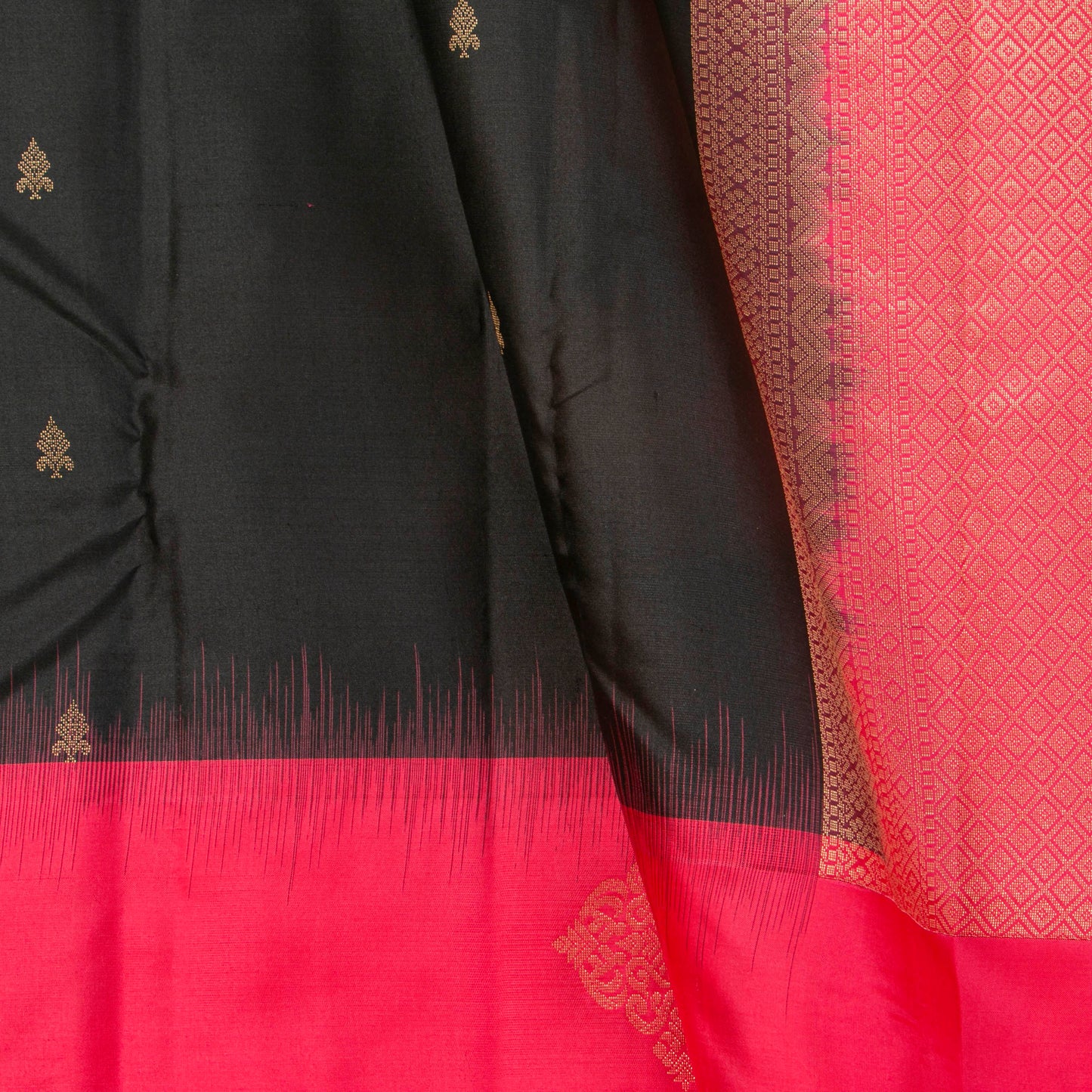 Black And Pink Kanchipuram Silk Saree Light Weight For Festive Wear PV MEN 159