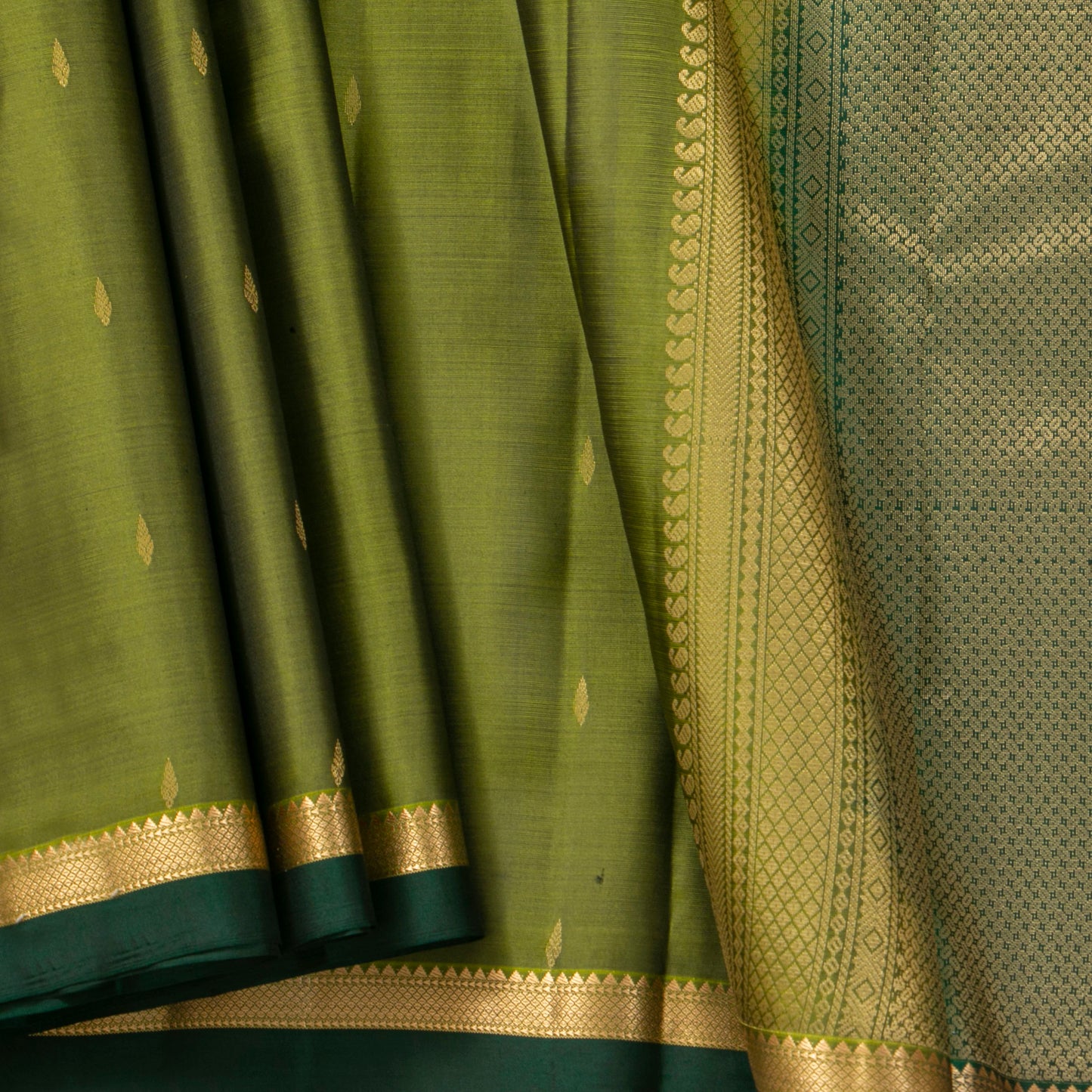 Green Kanchipuram Silk Saree For Festive Wear PV MEN 174